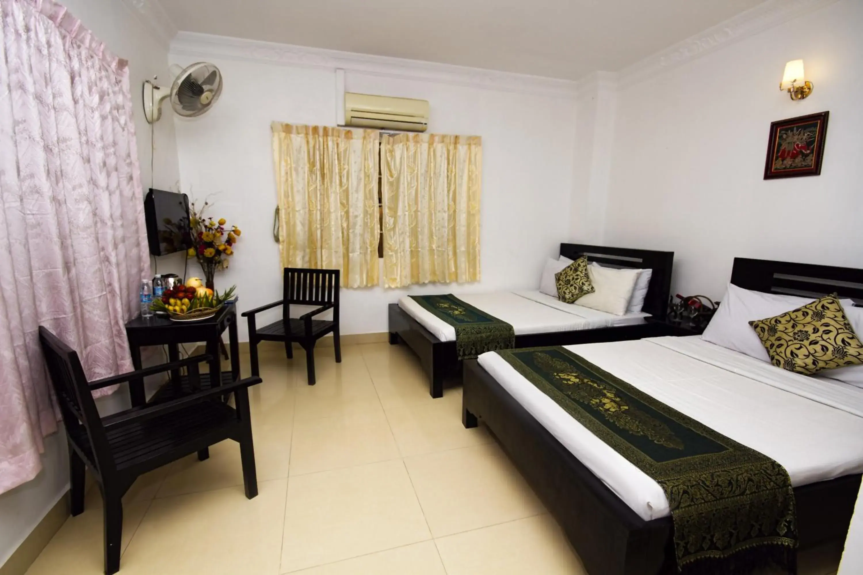 Photo of the whole room, Bed in King Boutique Hotel Photo of the whole room, Bed in King Boutique Hotel