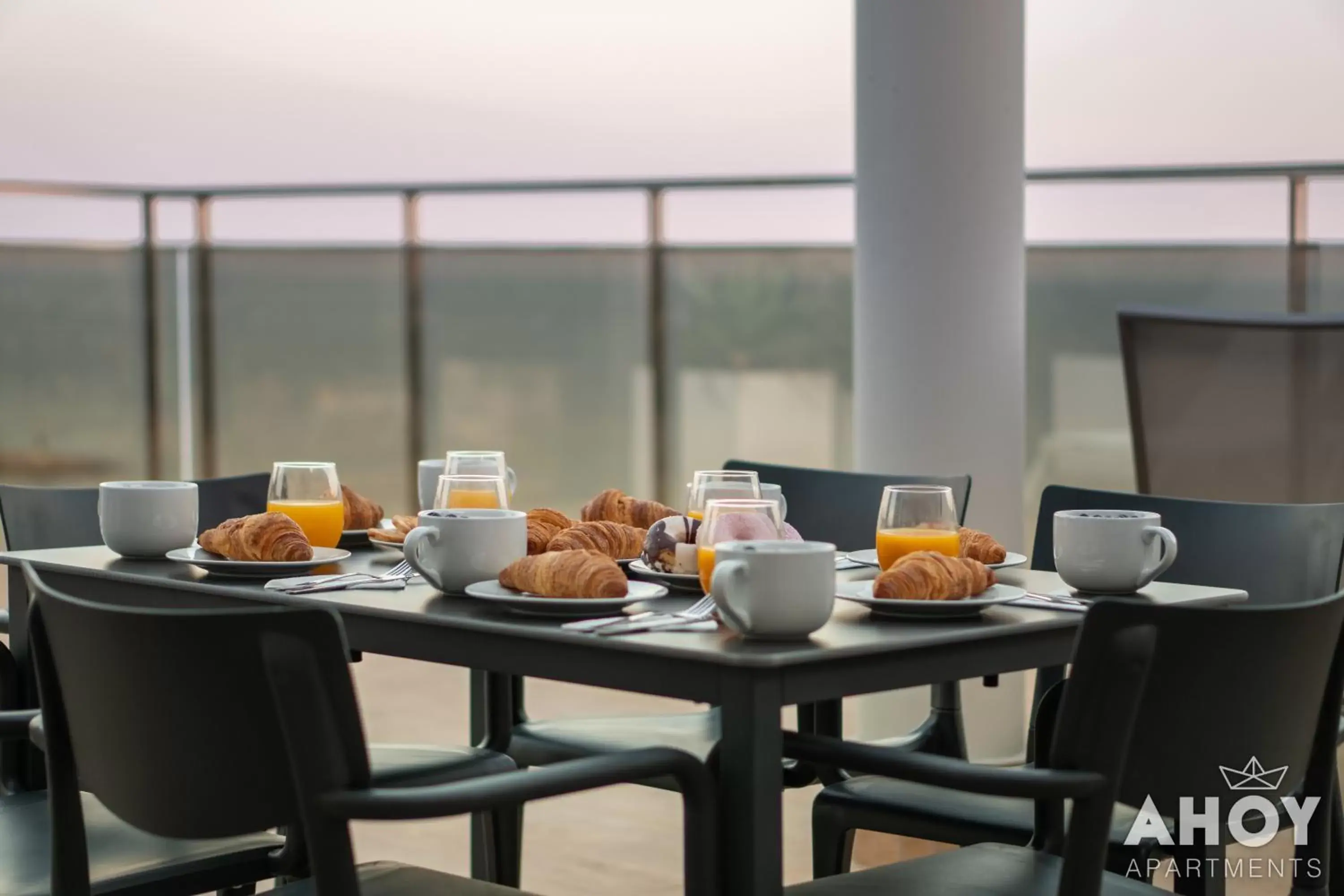 Balcony/Terrace, Breakfast in Ahoy Apartments