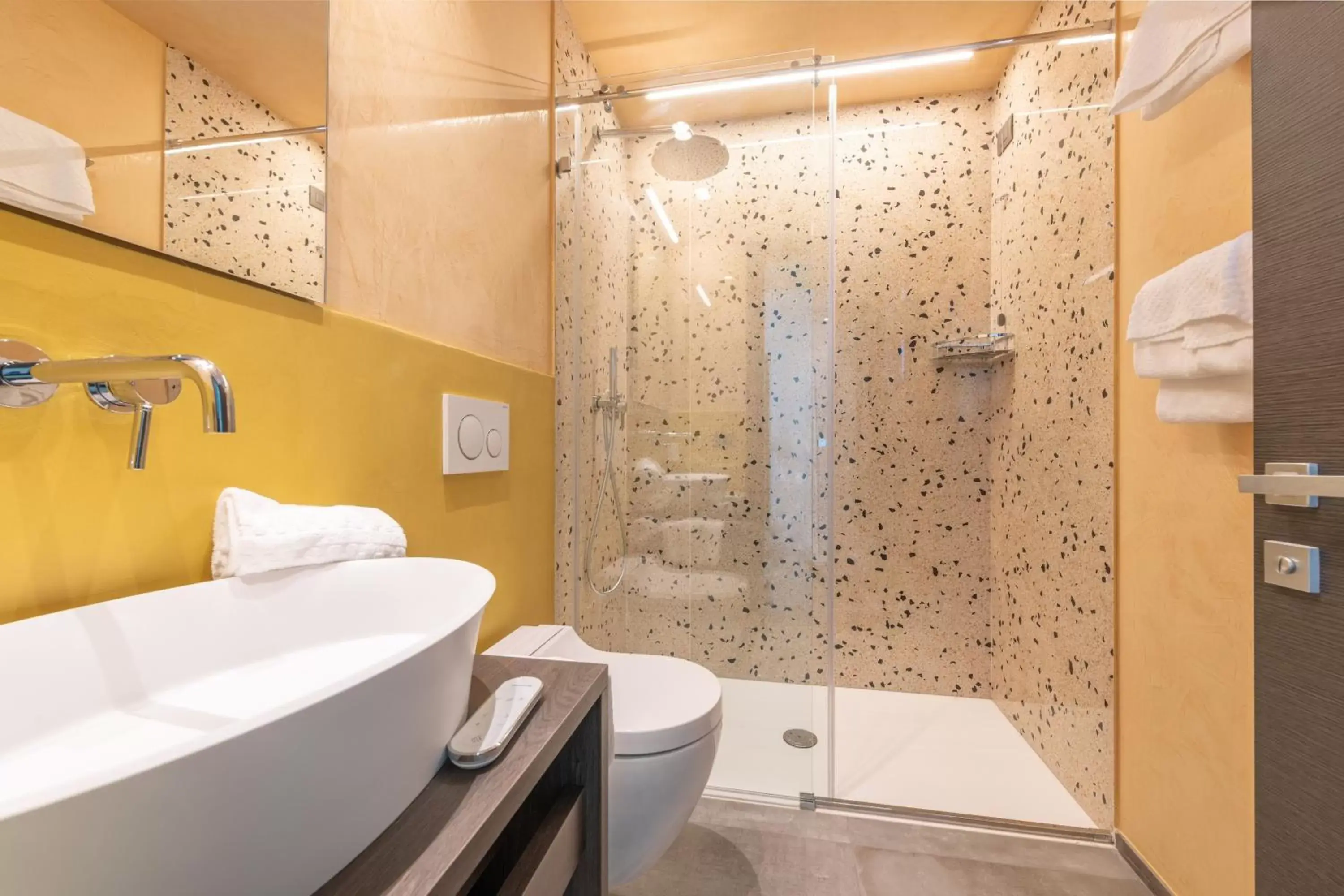 Shower, Bathroom in Natiia Relais - Adults Only