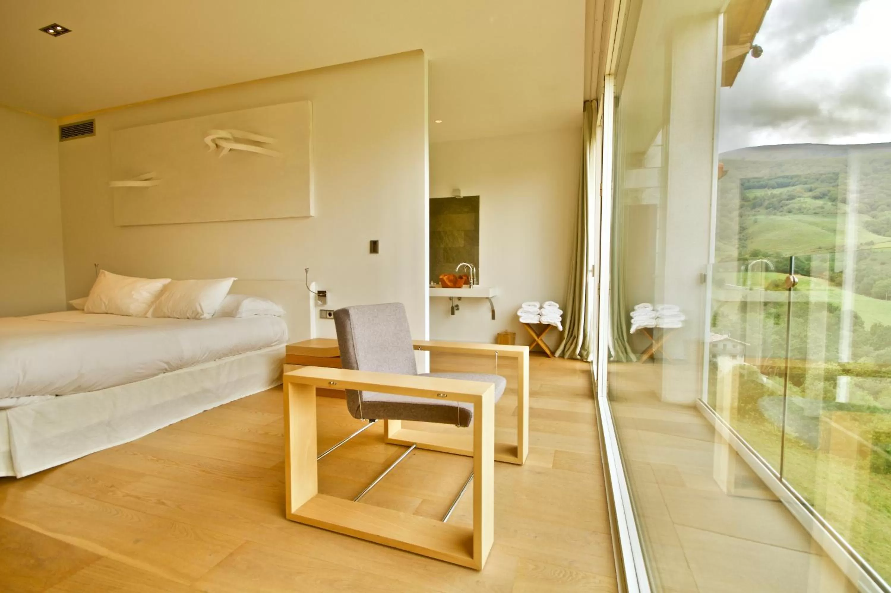 Photo of the whole room in Arantza Hotela- Adults Only