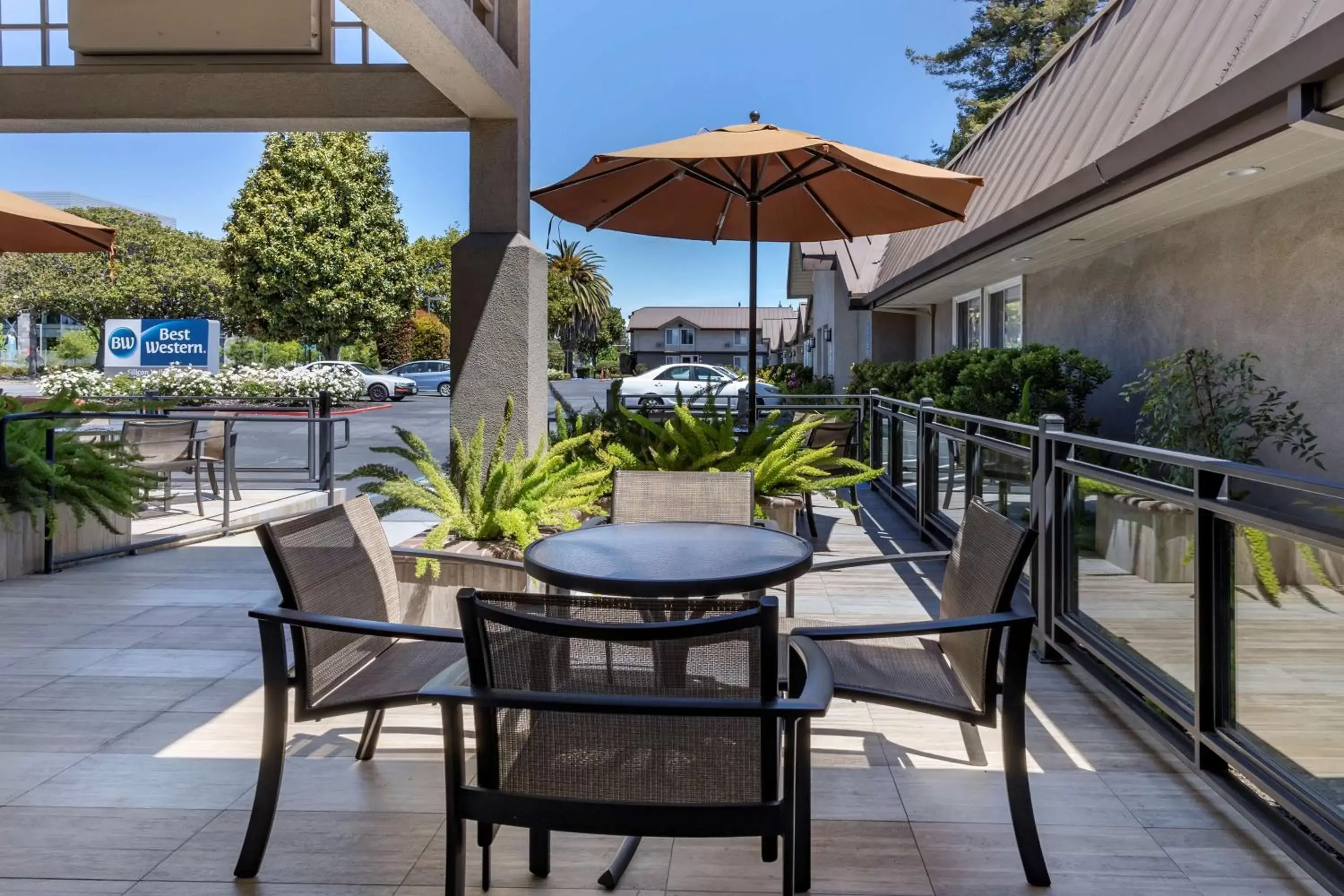 Lobby or reception in Best Western Silicon Valley Inn