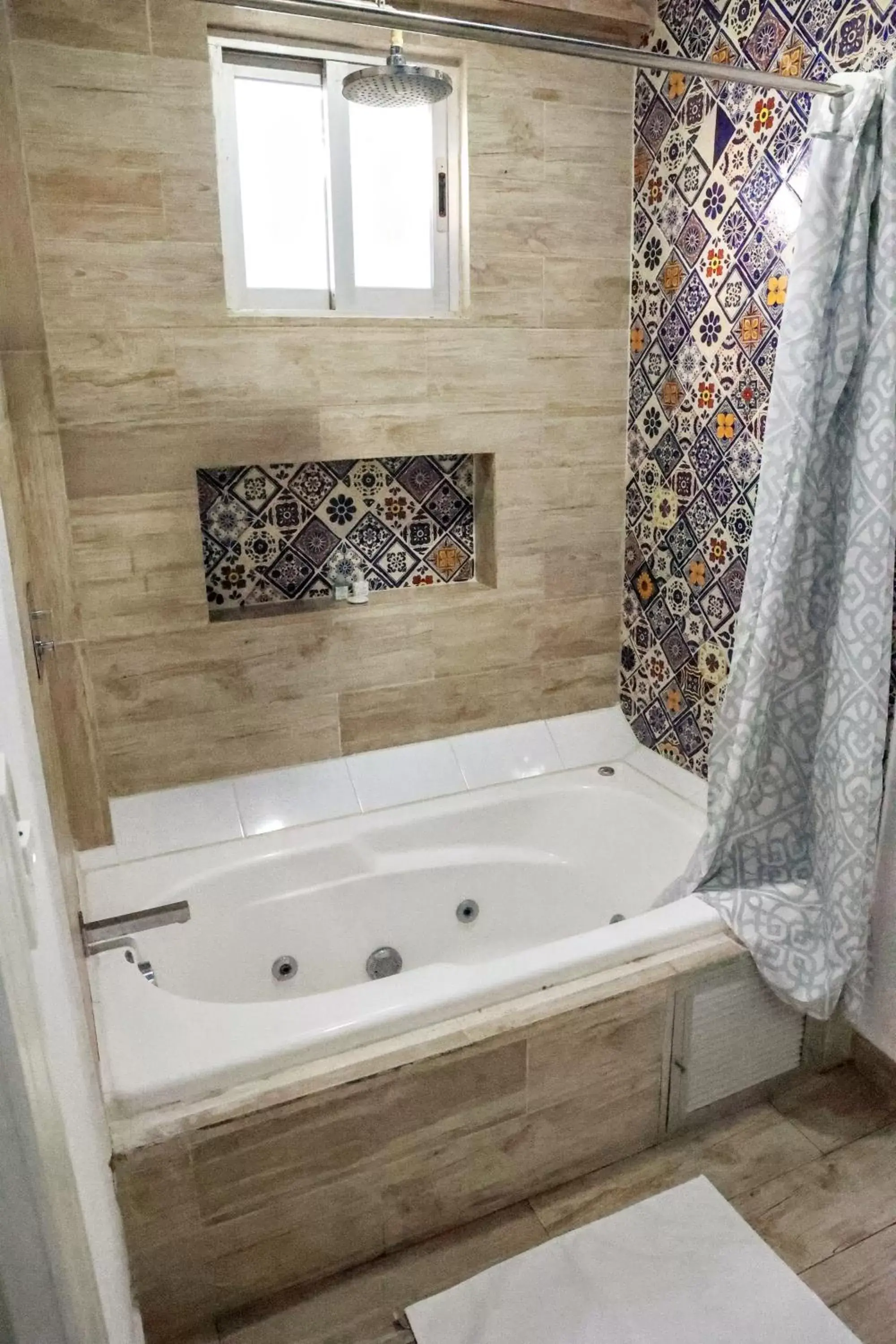 Shower, Bathroom in Casa María