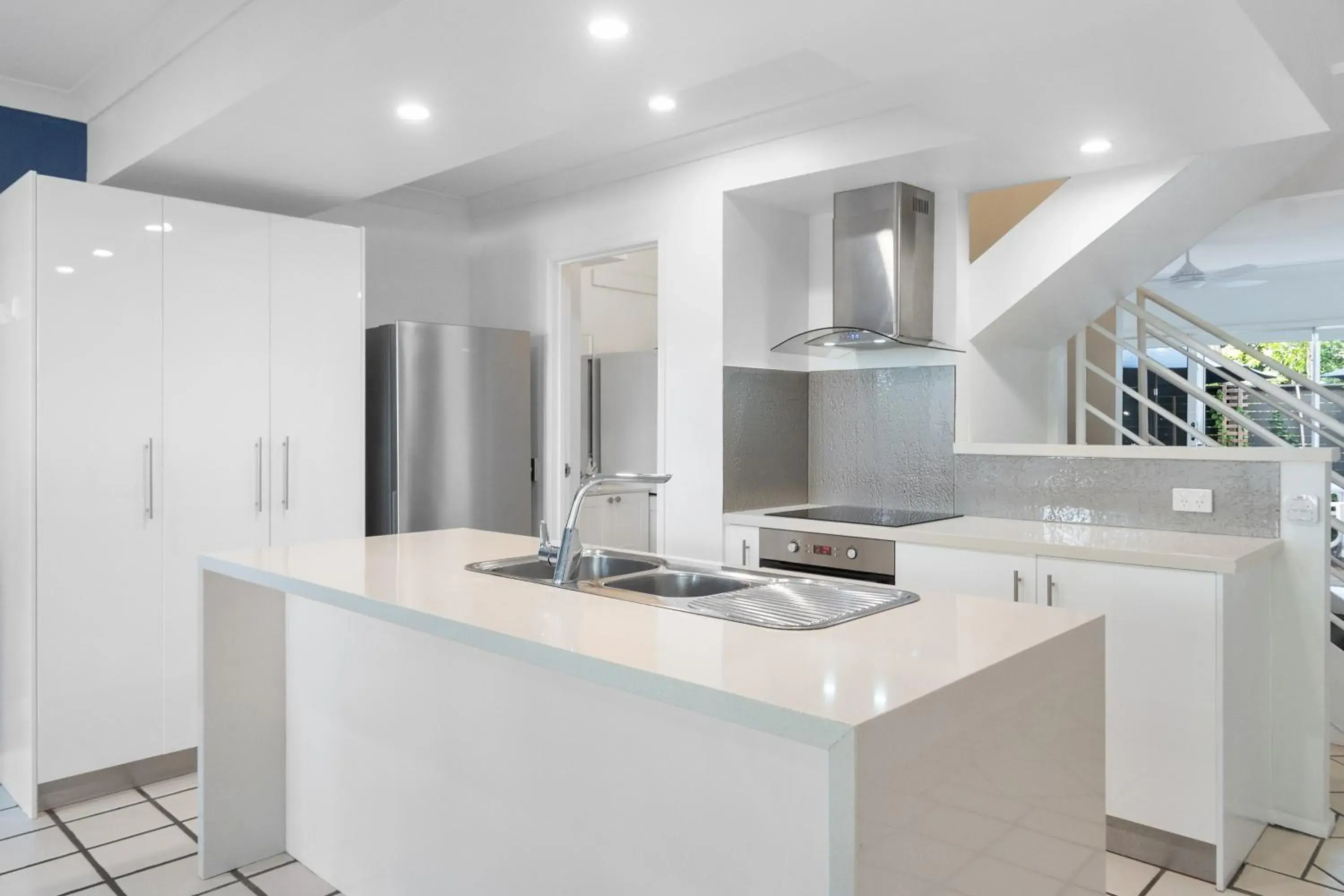 Kitchen/Kitchenette in Noosa Entrance Waterfront Resort