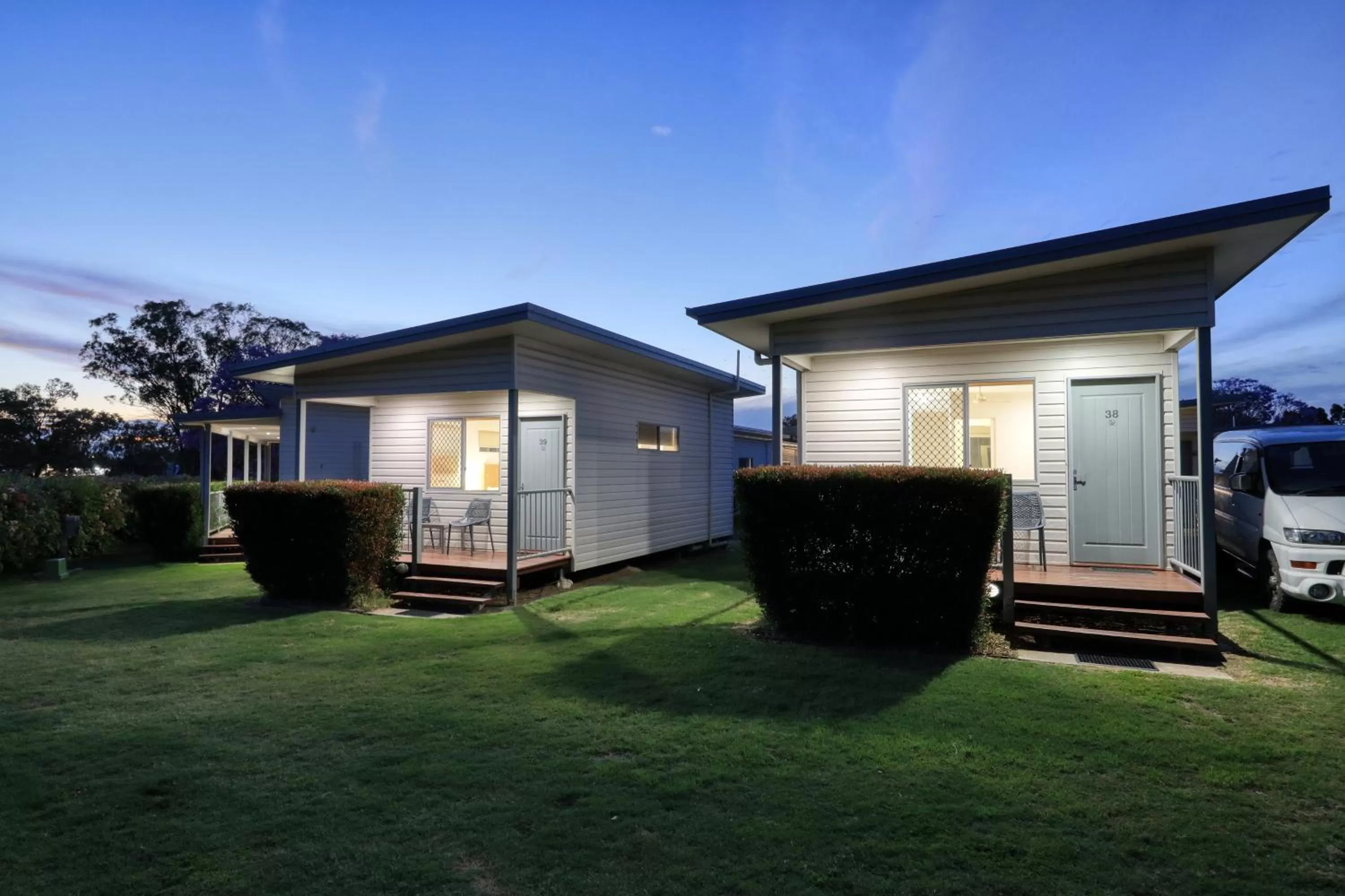 Night in Chinchilla Motor Inn