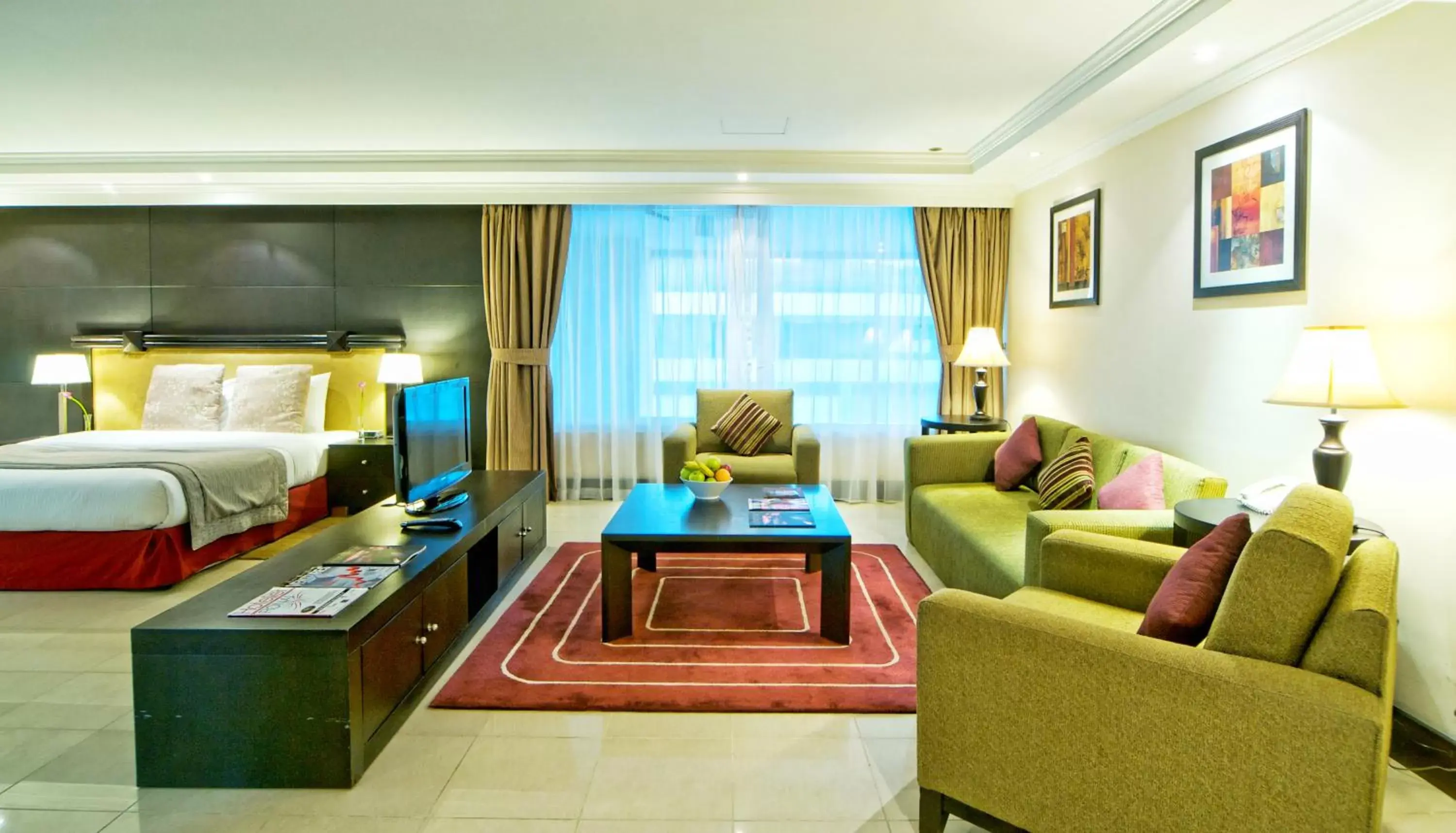 Bedroom, Seating Area in All Seasons Hotel Al Ain - Previously City Seasons