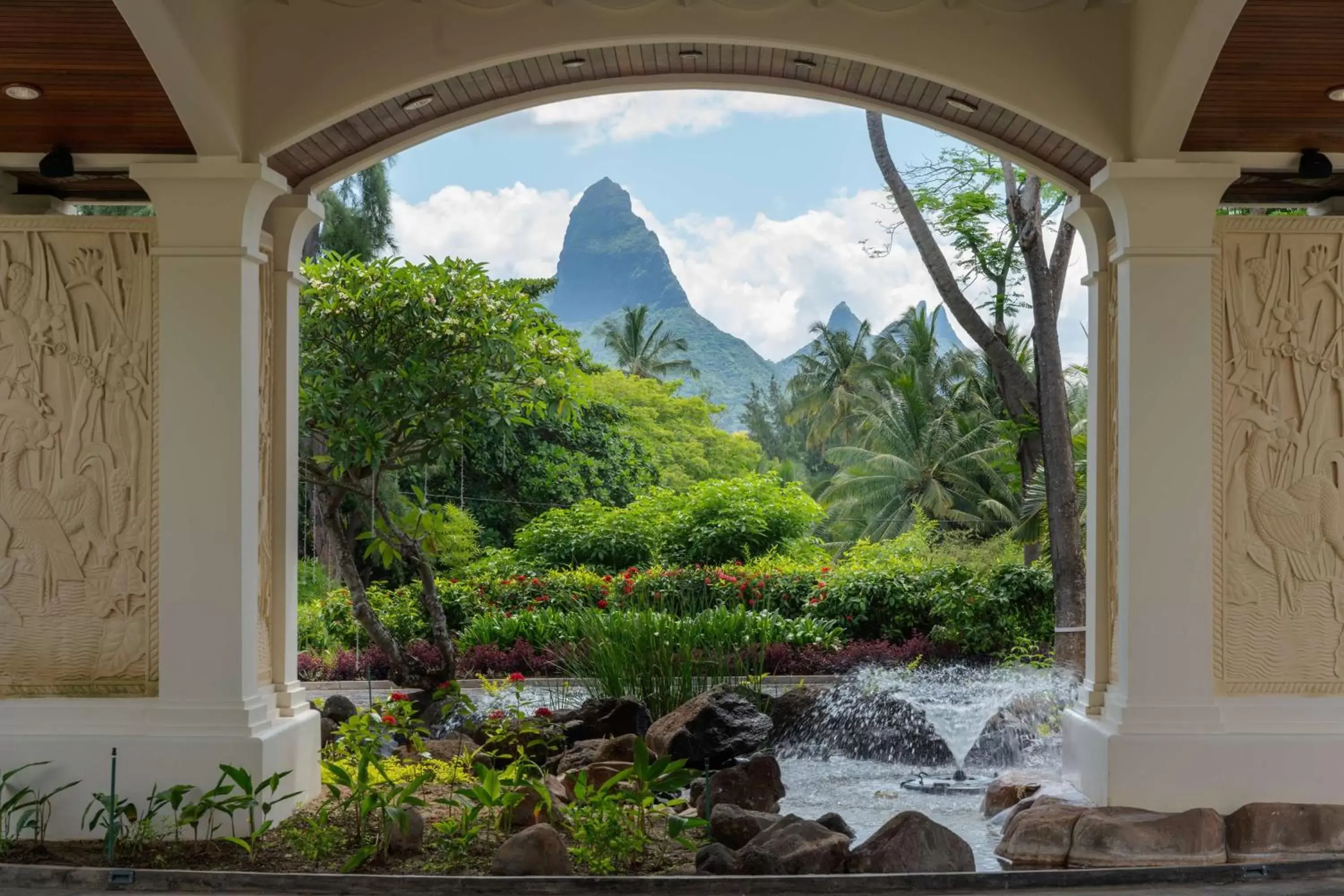 Inner courtyard view, Mountain View in Hilton Mauritius Resort & Spa