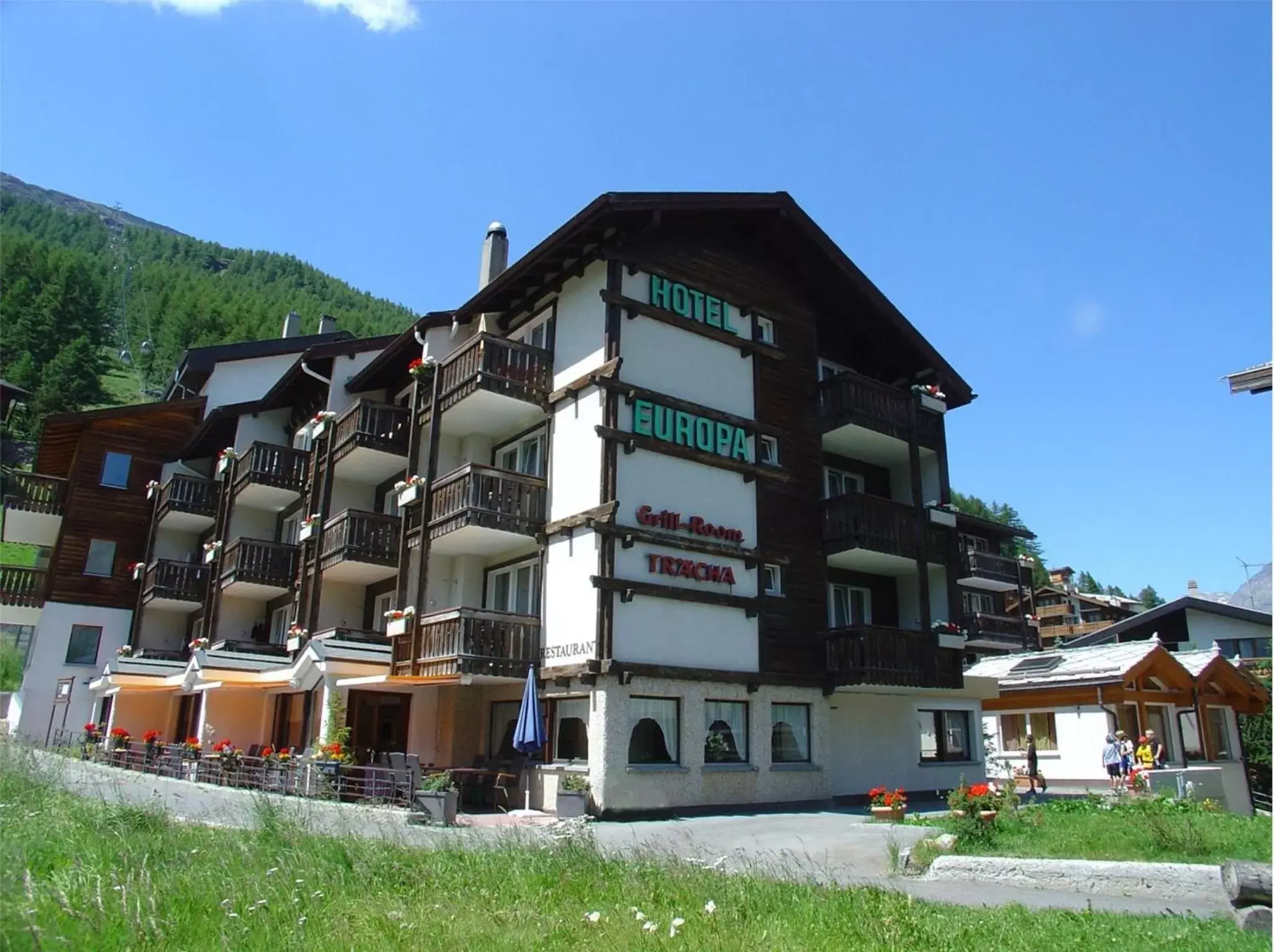 Facade/entrance, Property Building in Hotel Europa Guest House