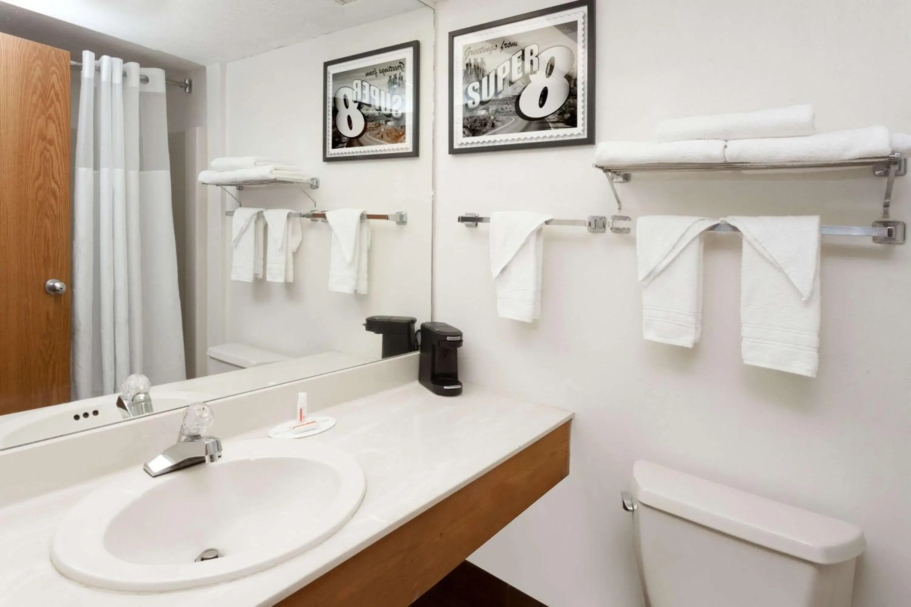 Bathroom in Super 8 by Wyndham Stevensville St Joseph