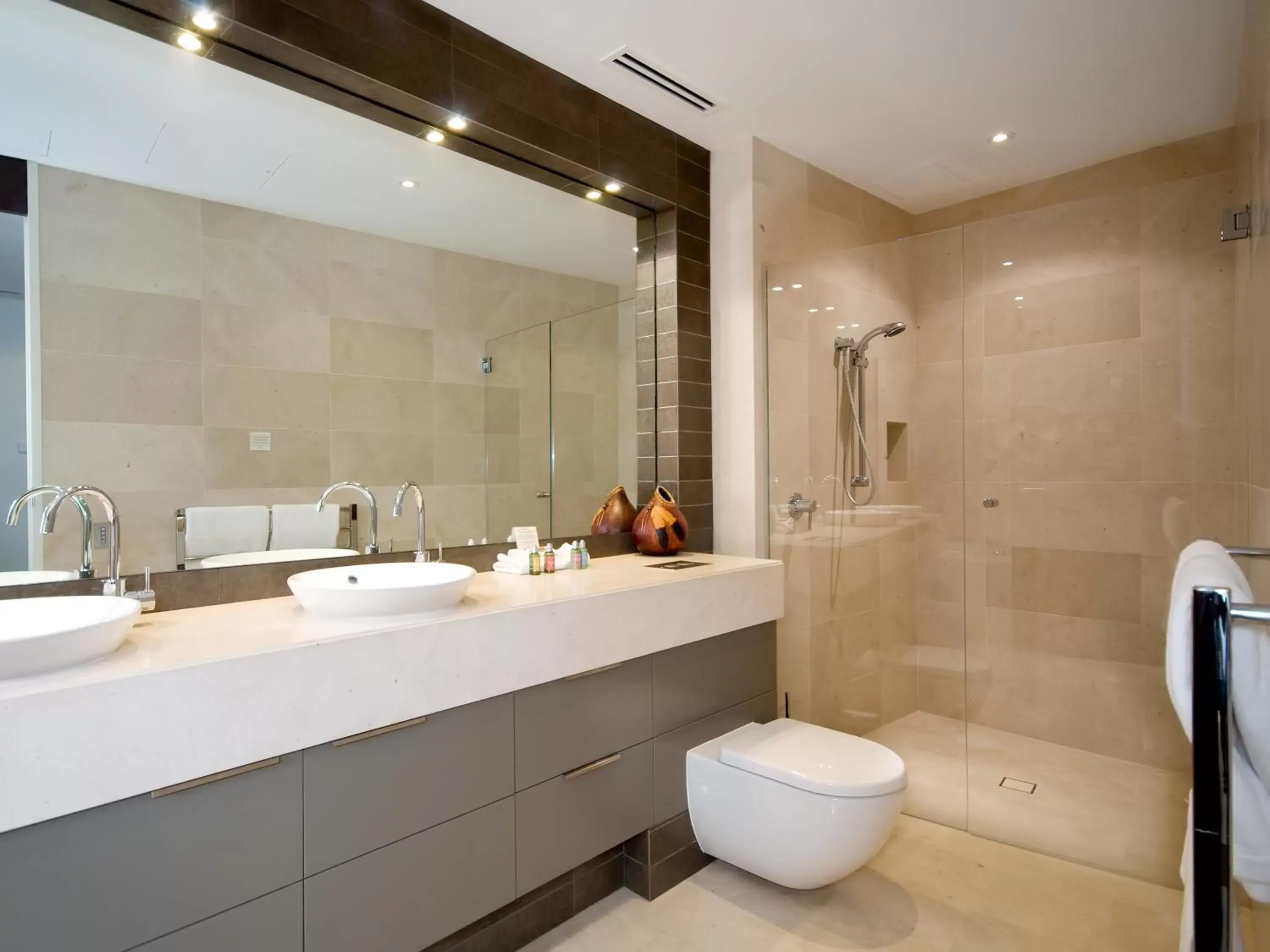 Bathroom in Amarna Luxury Beach Resort