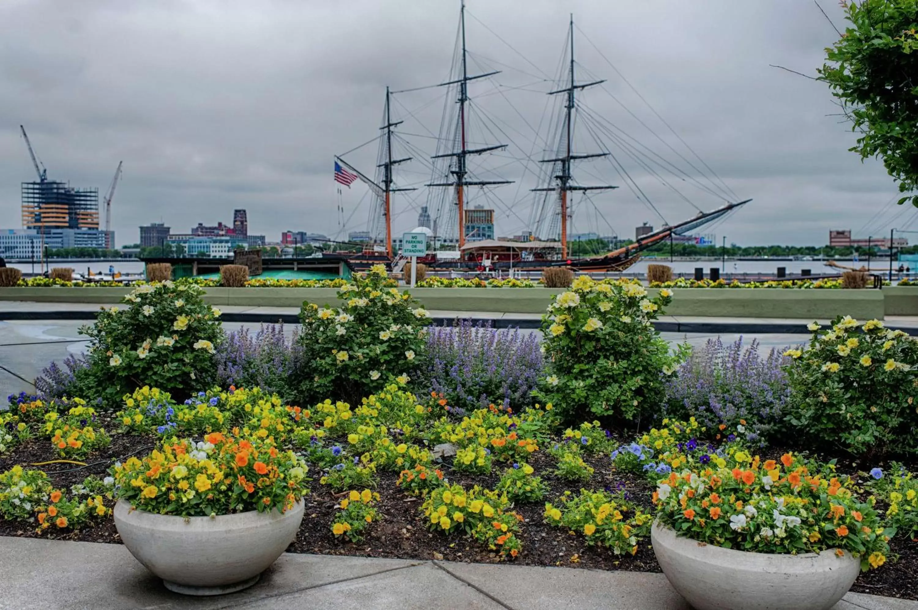 Garden in Hilton Philadelphia at Penn's Landing