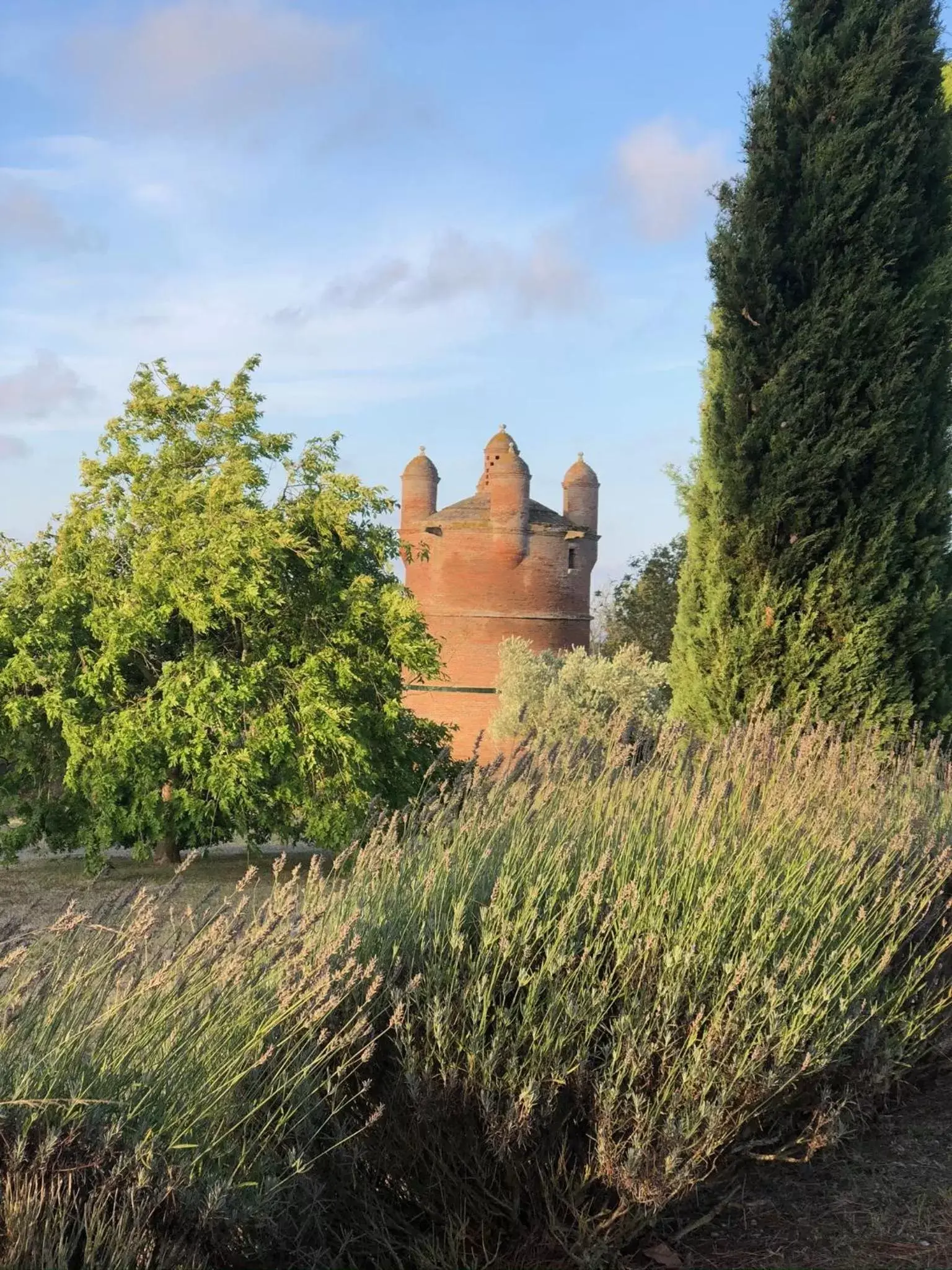 Nearby landmark in Manoir du Bouyssou