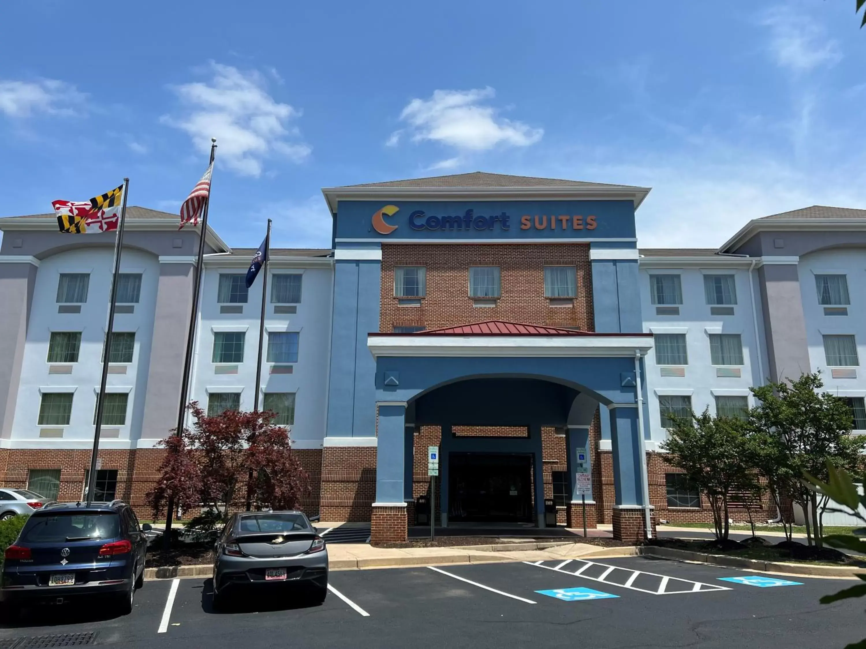 Property building in Comfort Suites Columbia Gateway Property building in Comfort Suites Columbia Gateway