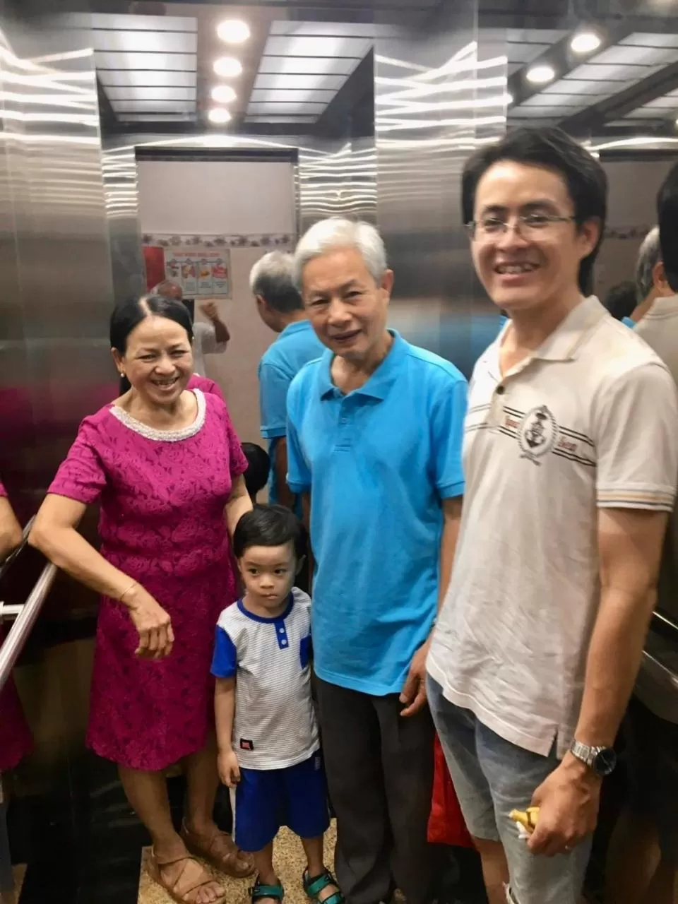 elevator, Family in Nhu Y Hotel