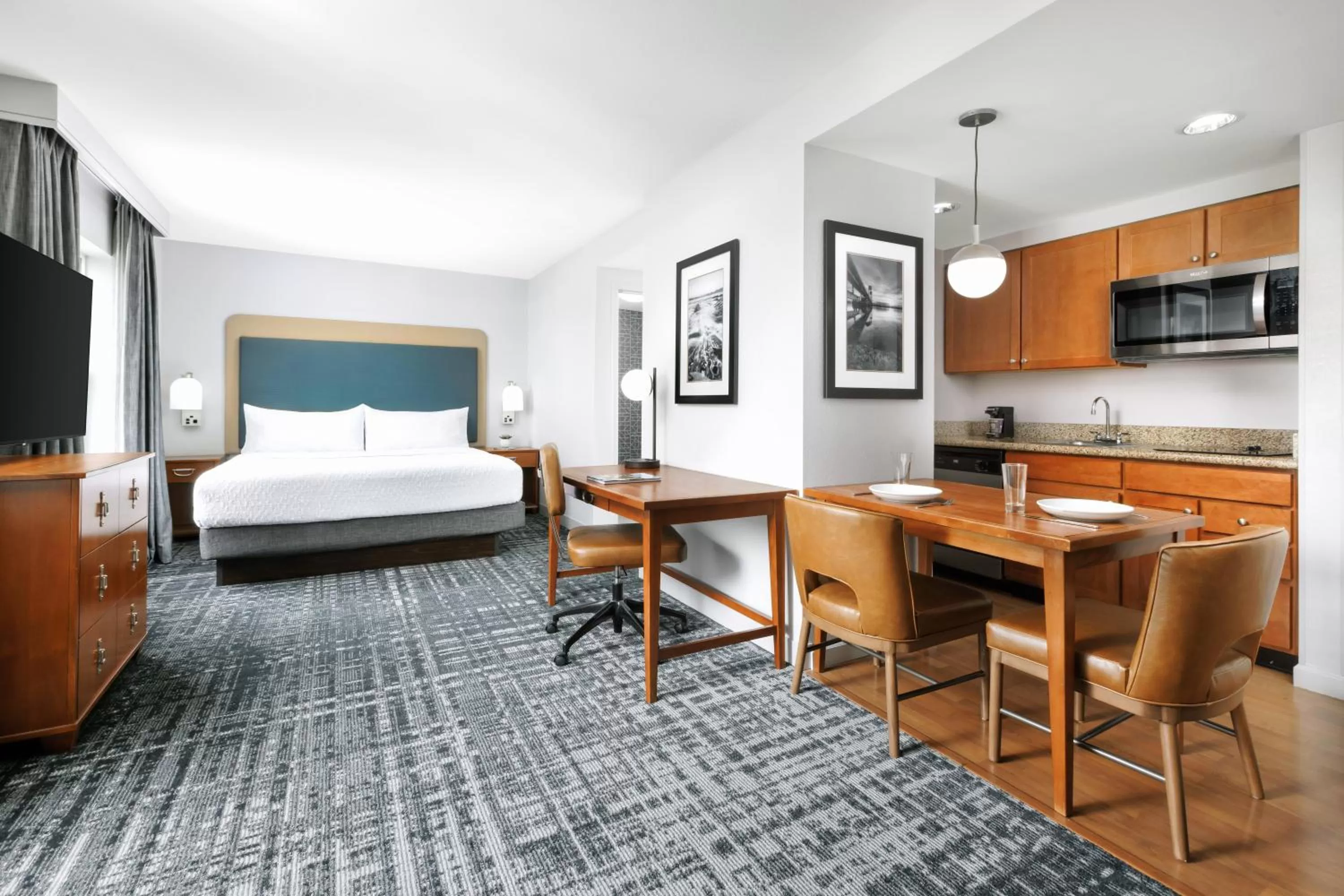 Bedroom, Bed in Homewood Suites by Hilton Portsmouth