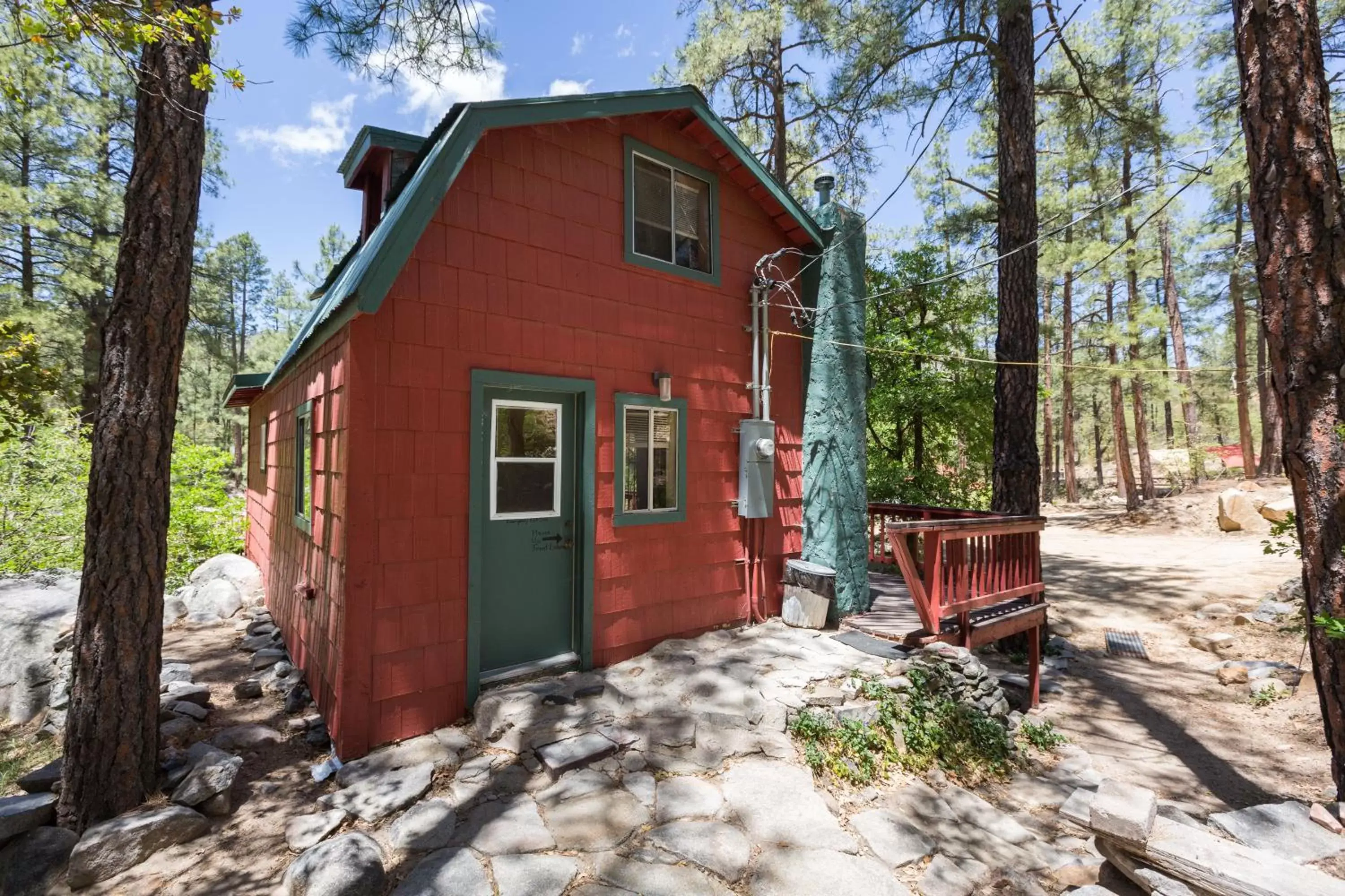 Property building, Winter in Crown King Cabins Bradshaw