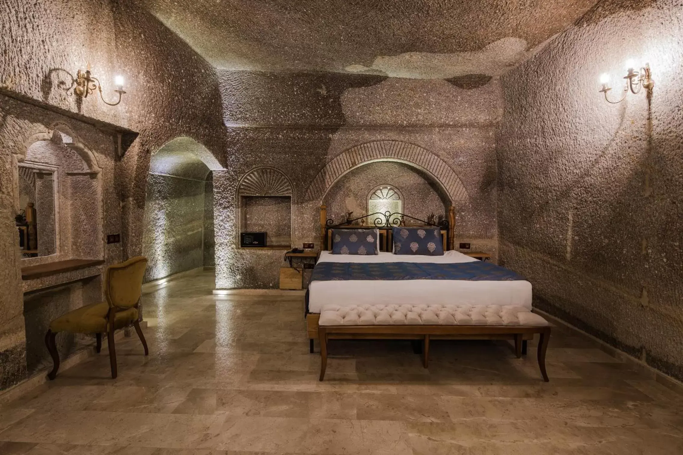 Bed in Lunar Cappadocia Hotel