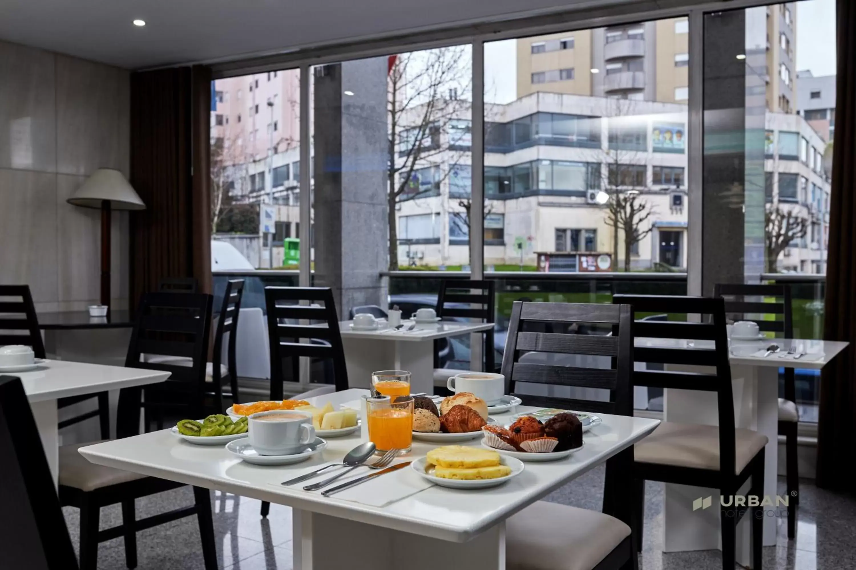 Breakfast, Restaurant/Places to Eat in Urban Hotel Estacao