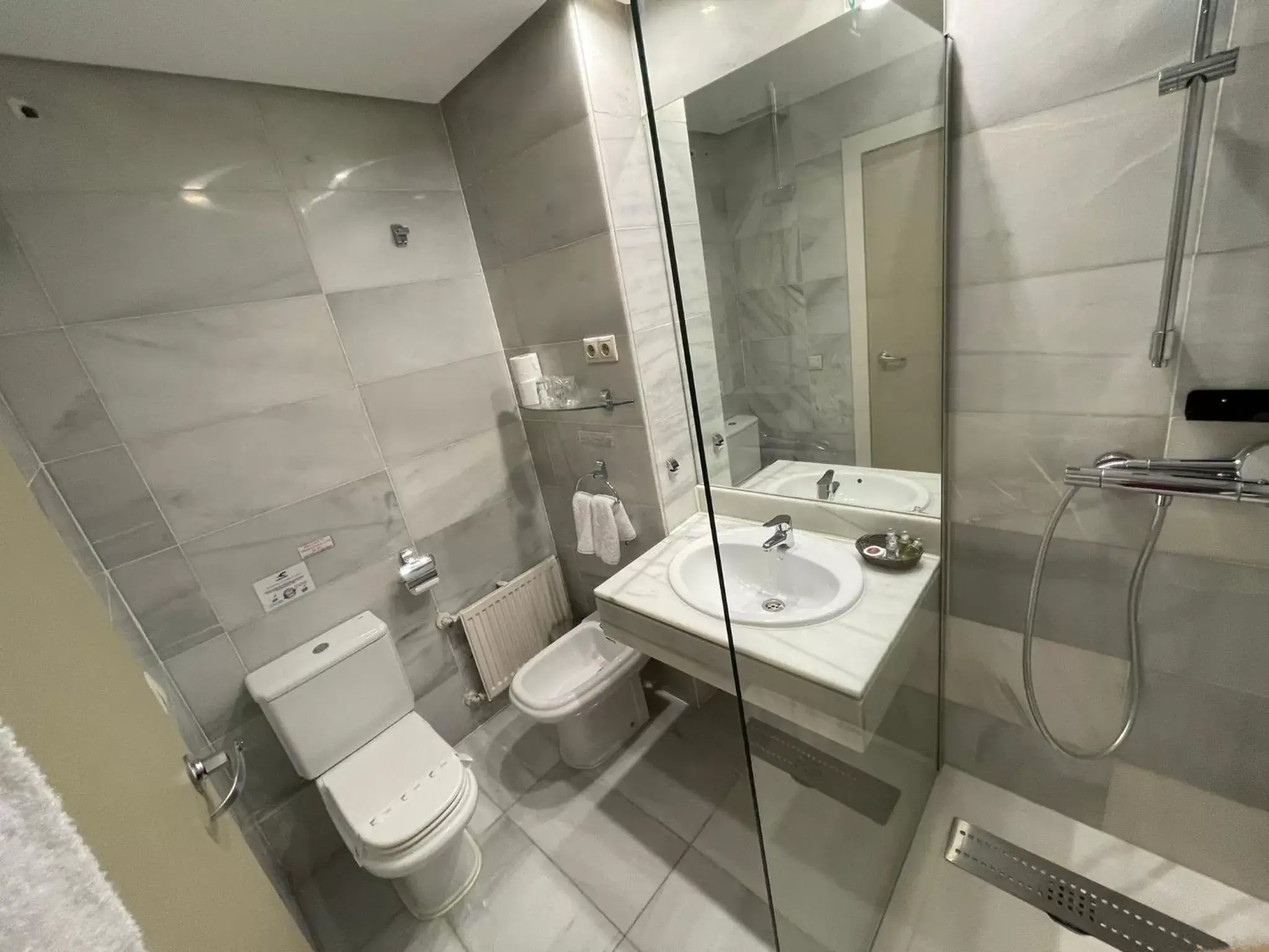 Bathroom in Hotel Concordy