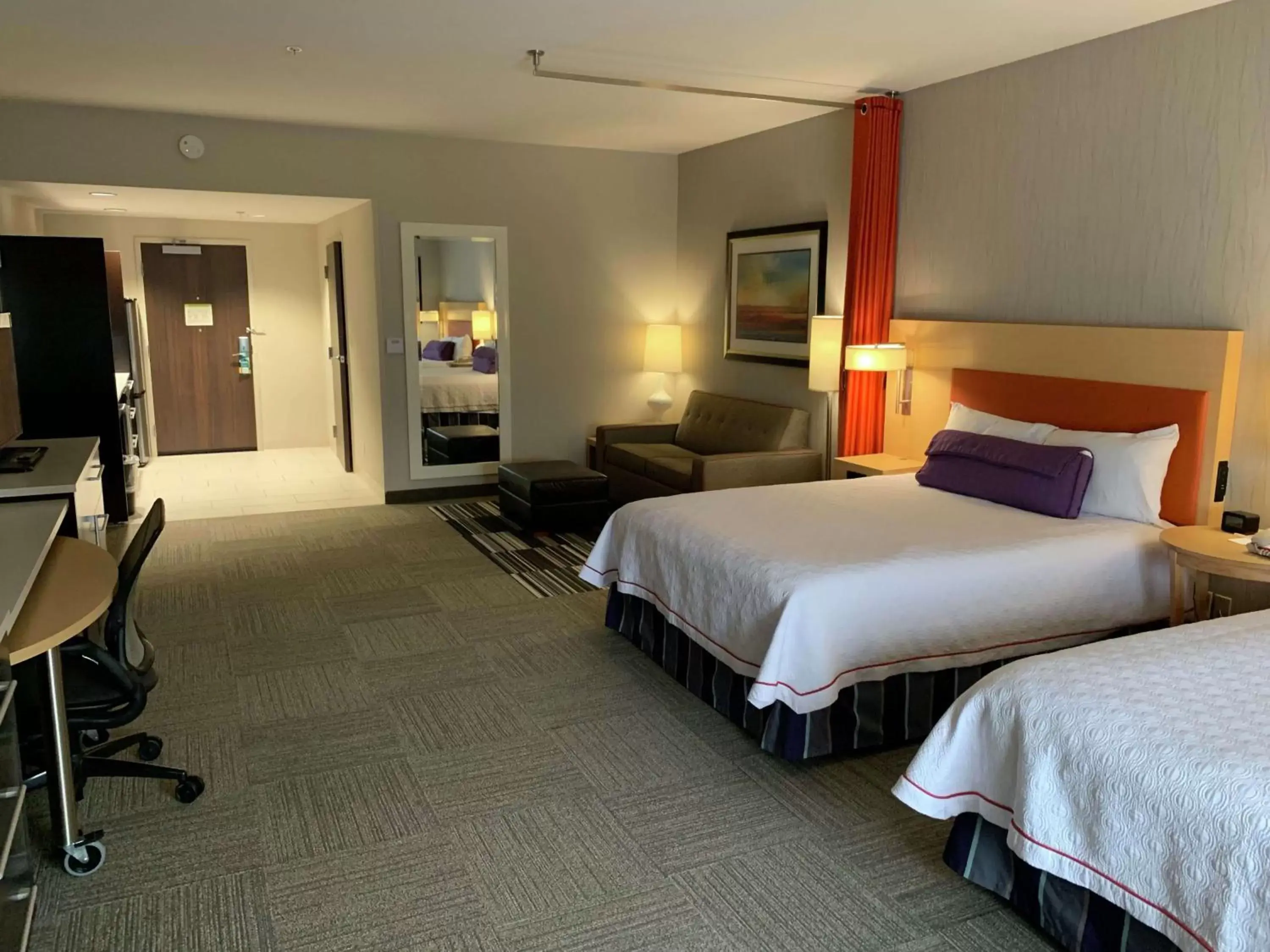 Bed in Home2 Suites by Hilton Fort Smith
