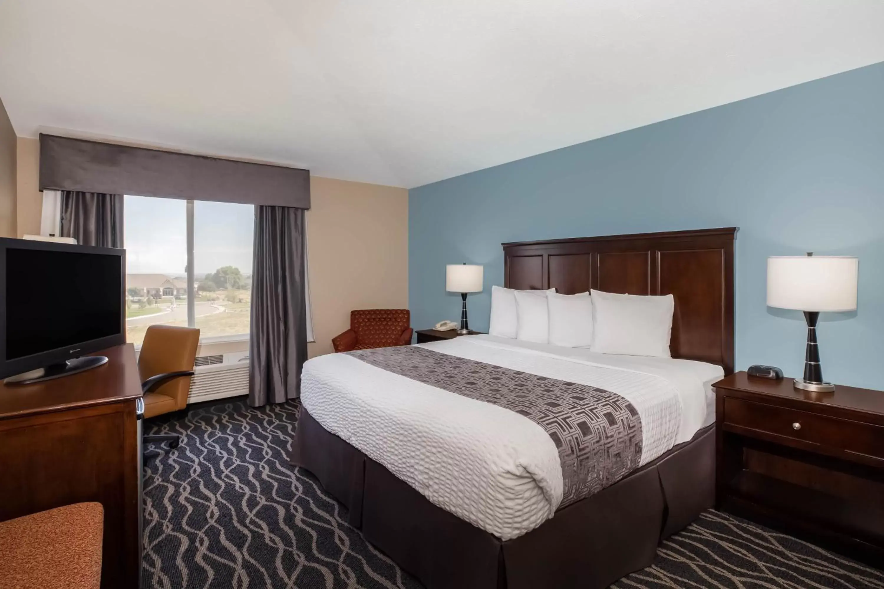 Bed in Baymont by Wyndham Tri-Cities/Kennewick WA