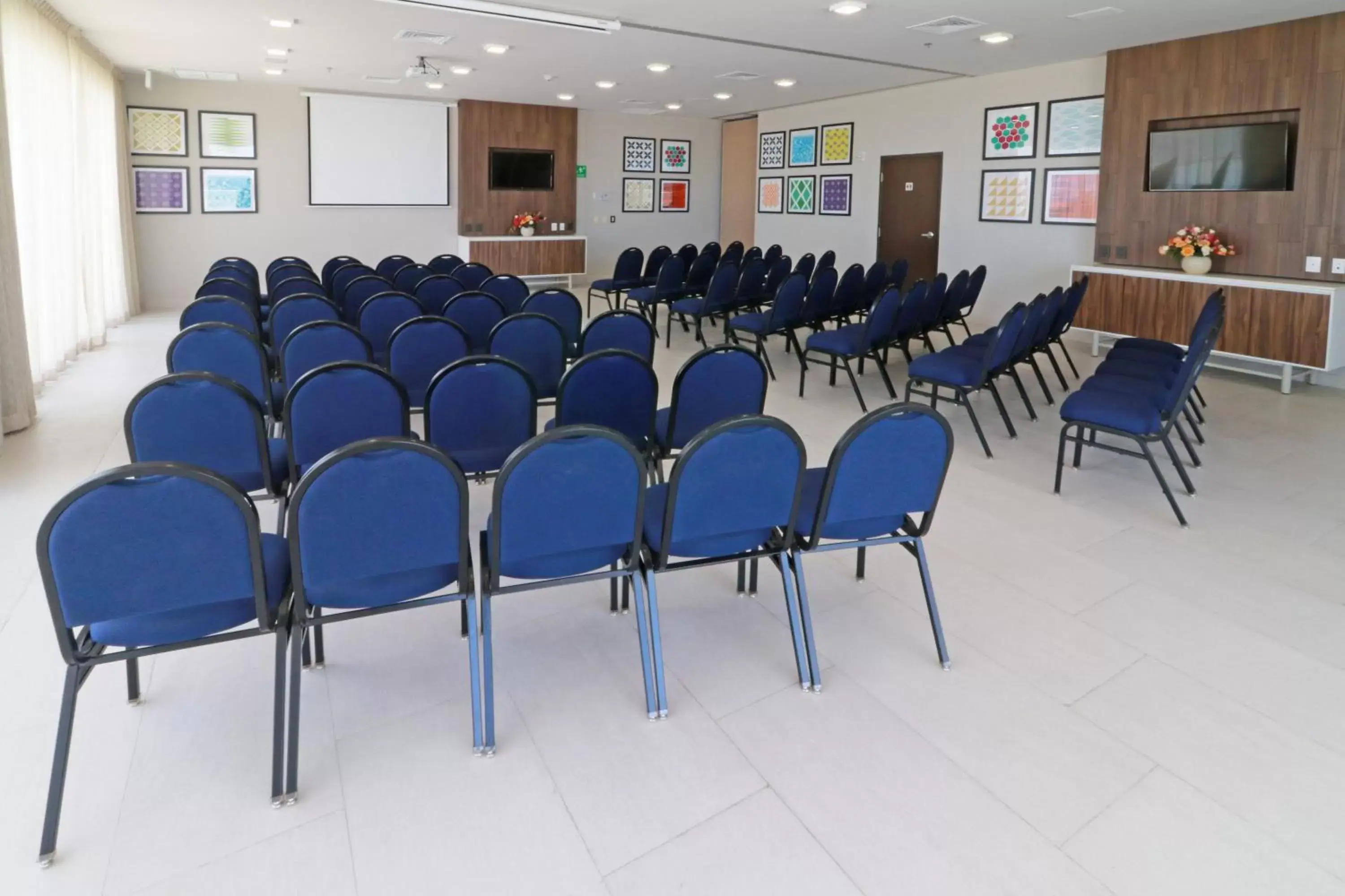 Meeting/conference room in Holiday Inn Express & Suites - Playa del Carmen, an IHG Hotel