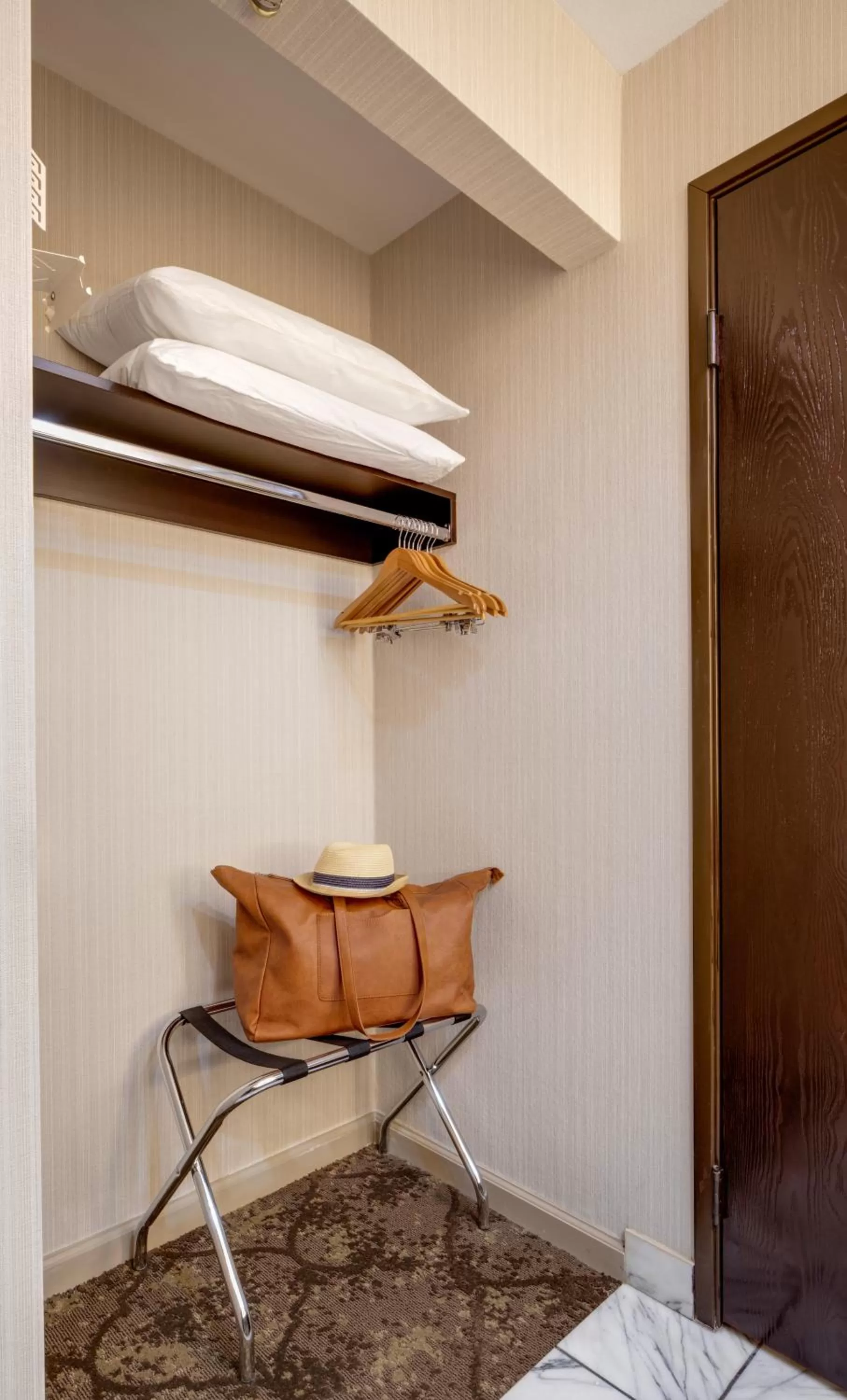 furniture in Ayres Hotel Corona - Riverside