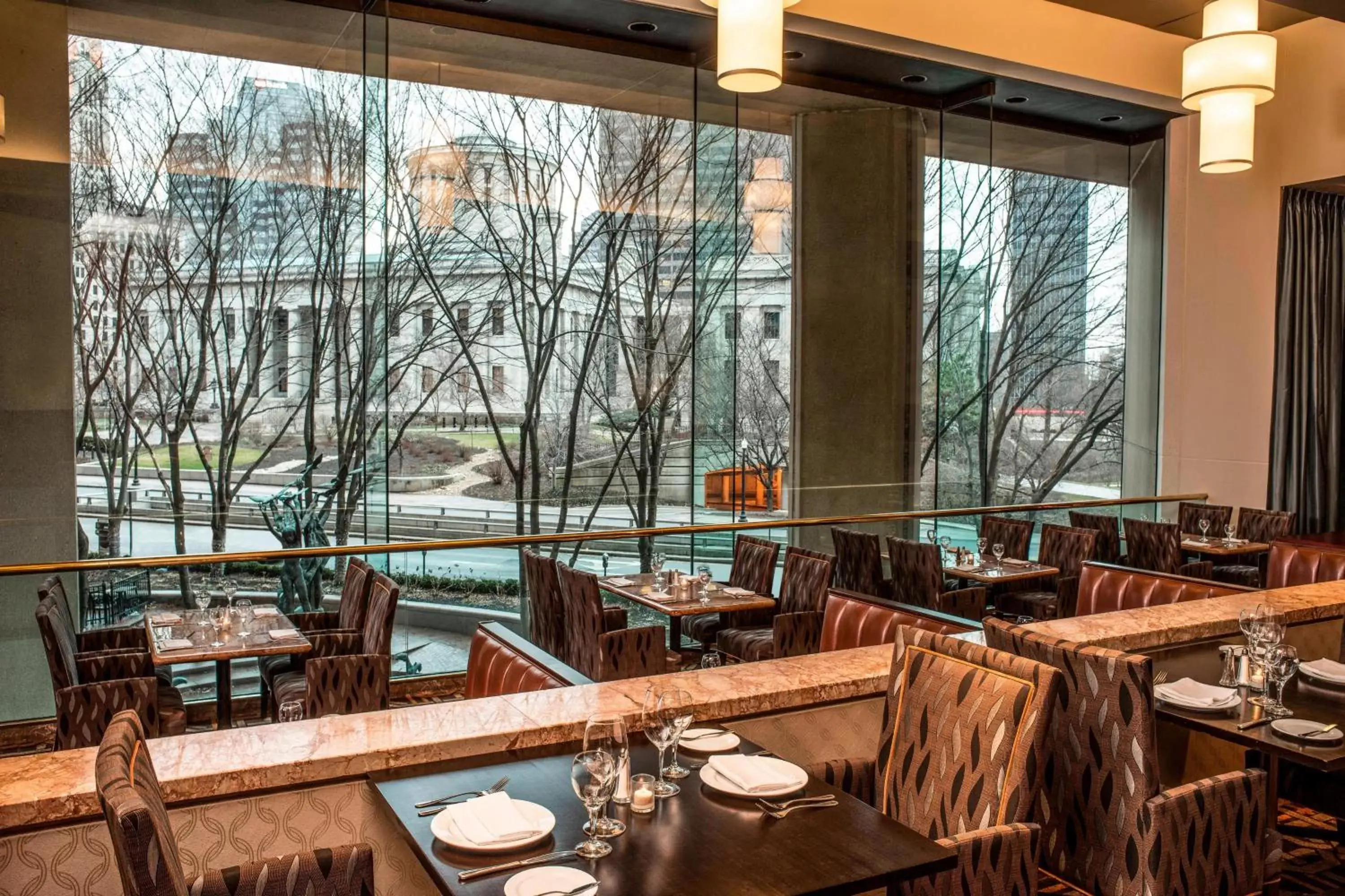 Restaurant/Places to Eat in Sheraton Columbus Hotel at Capitol Square