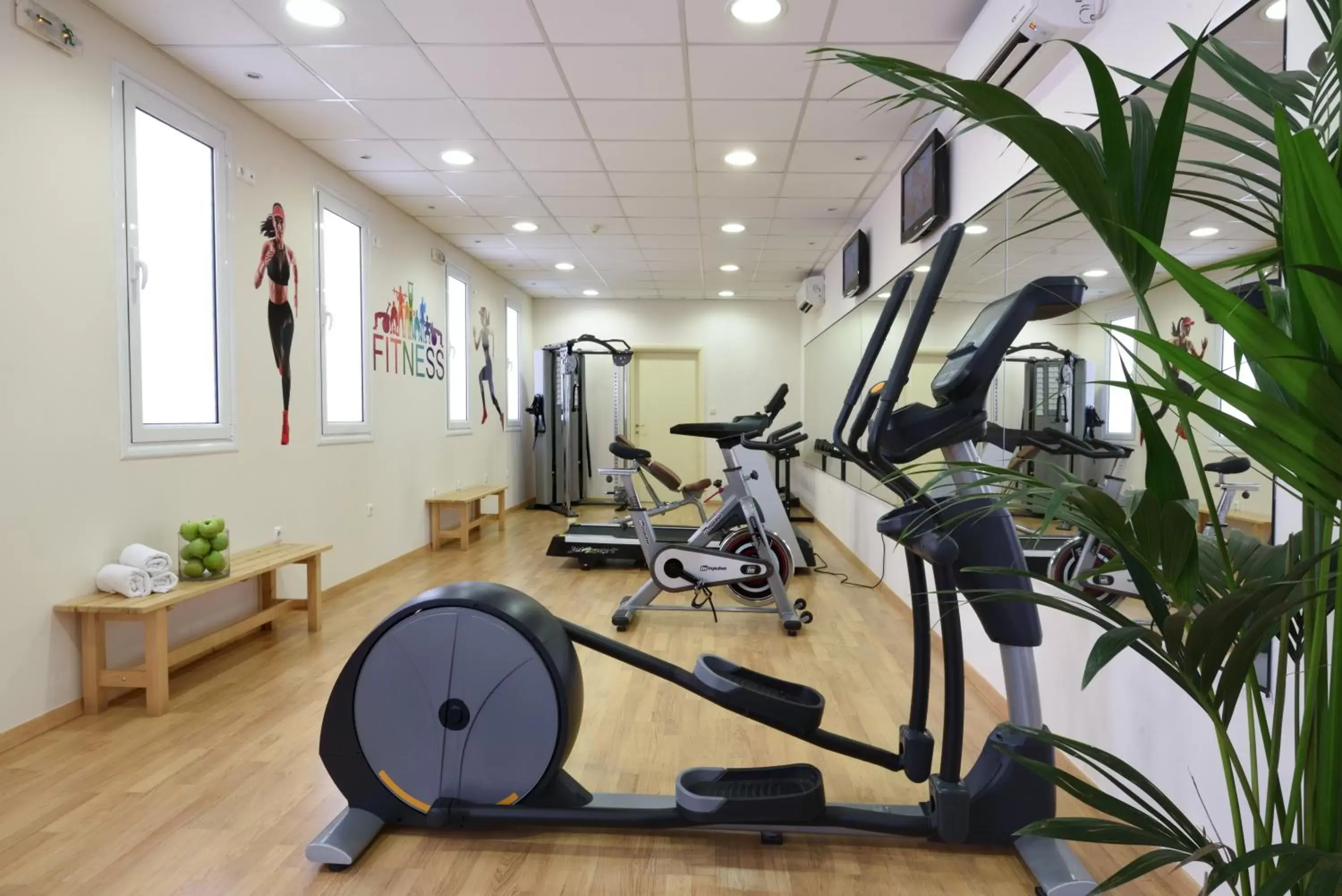 Fitness centre/facilities in Titania Hotel Fitness centre/facilities in Titania Hotel