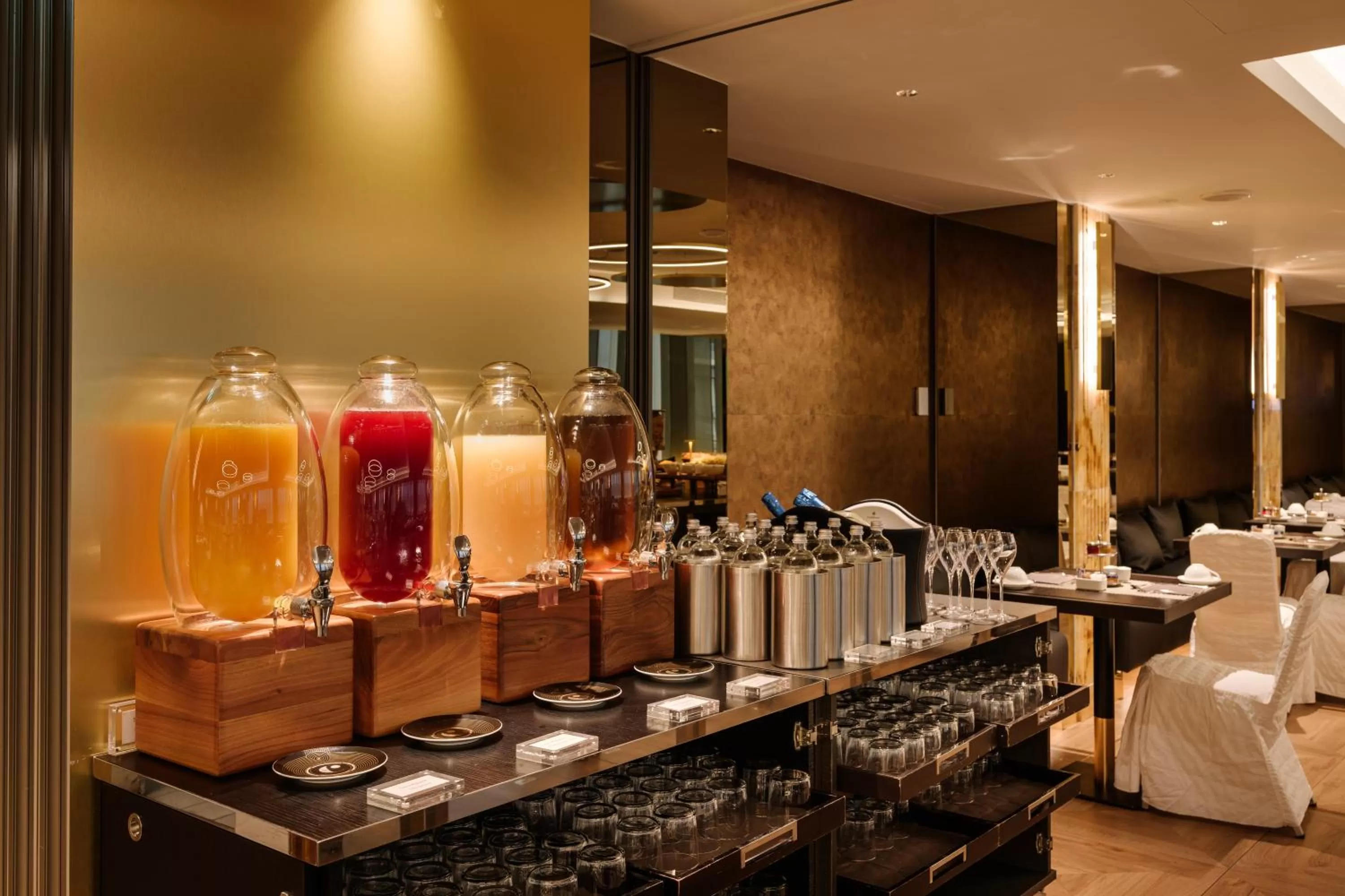 Breakfast in Hotel Dei Cavalieri Milano Duomo