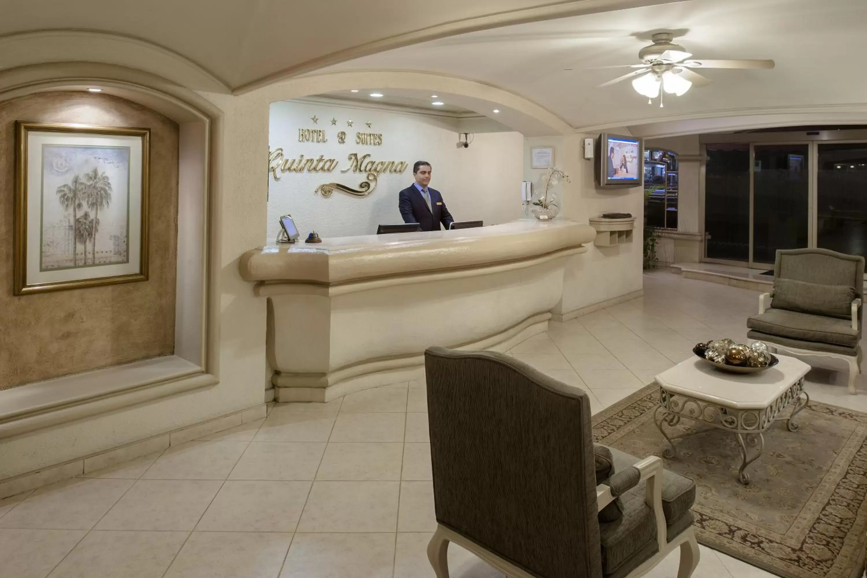 Lobby or reception in Hotel & Suites Quinta Magna Lobby or reception in Hotel & Suites Quinta Magna