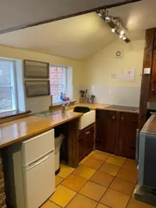 Kitchen/Kitchenette in Discovery Accommodation