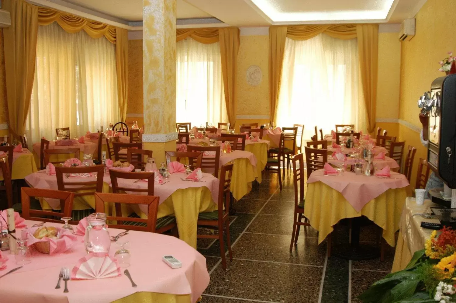 Food close-up, Restaurant/Places to Eat in Hotel Giannella