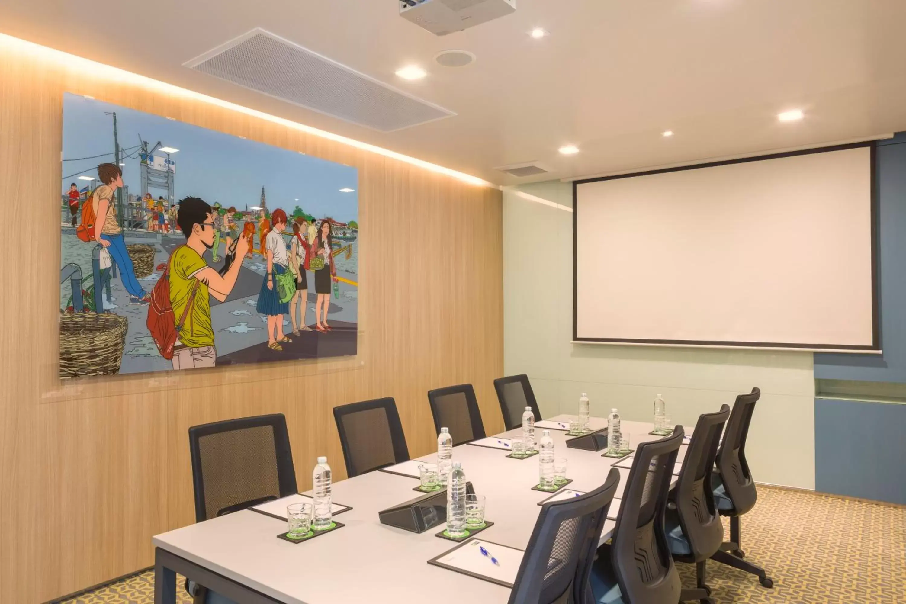 Meeting/conference room in Holiday Inn Express Bangkok Sathorn, an IHG Hotel
