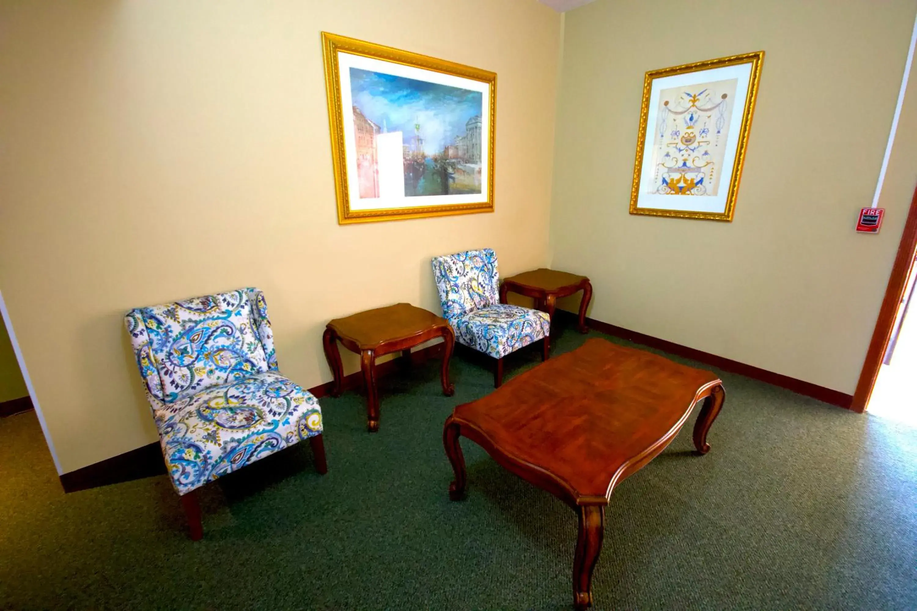 Seating Area in Hotel Consulado Inn