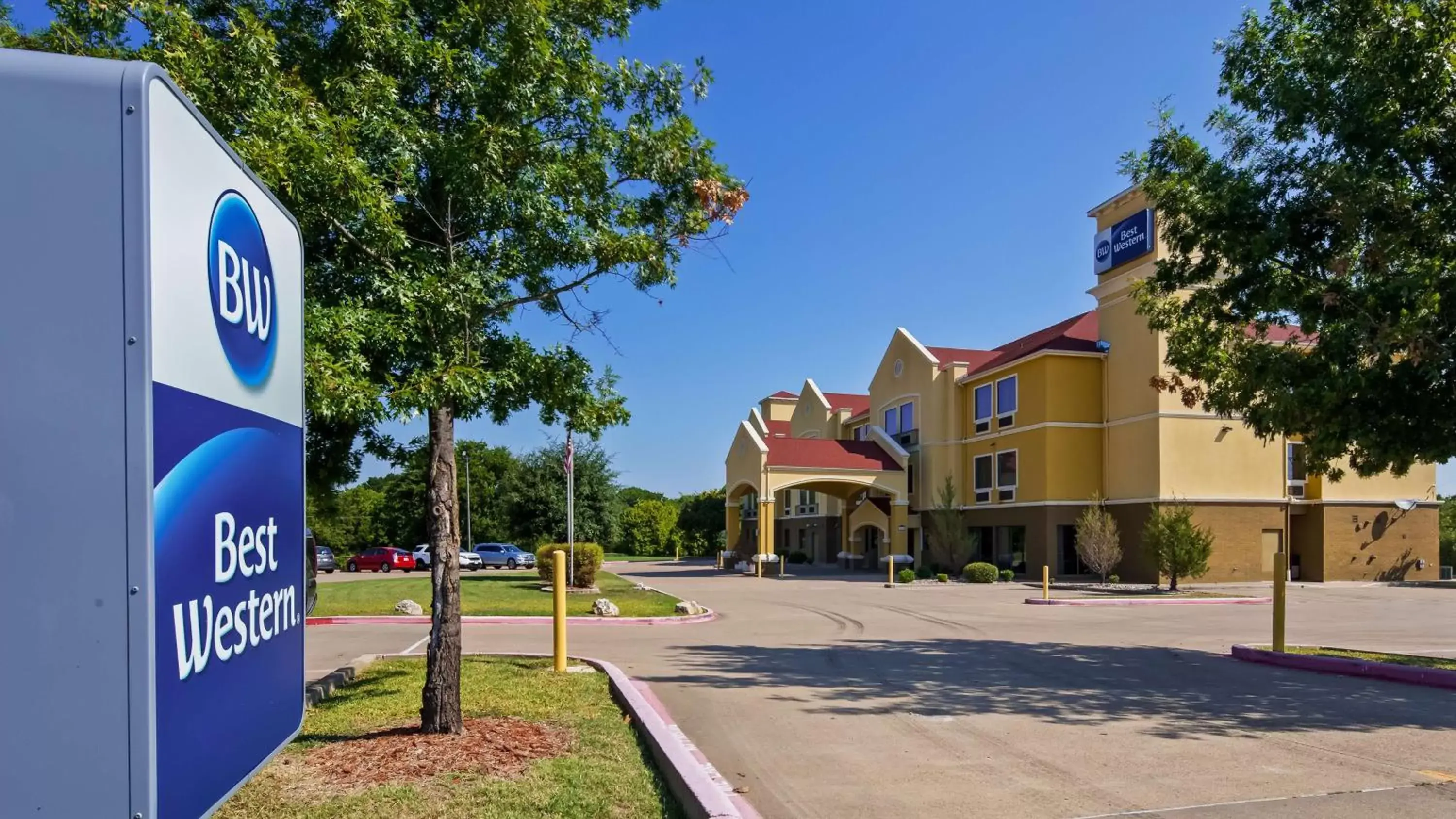 Property Building in Best Western Executive Inn Corsicana