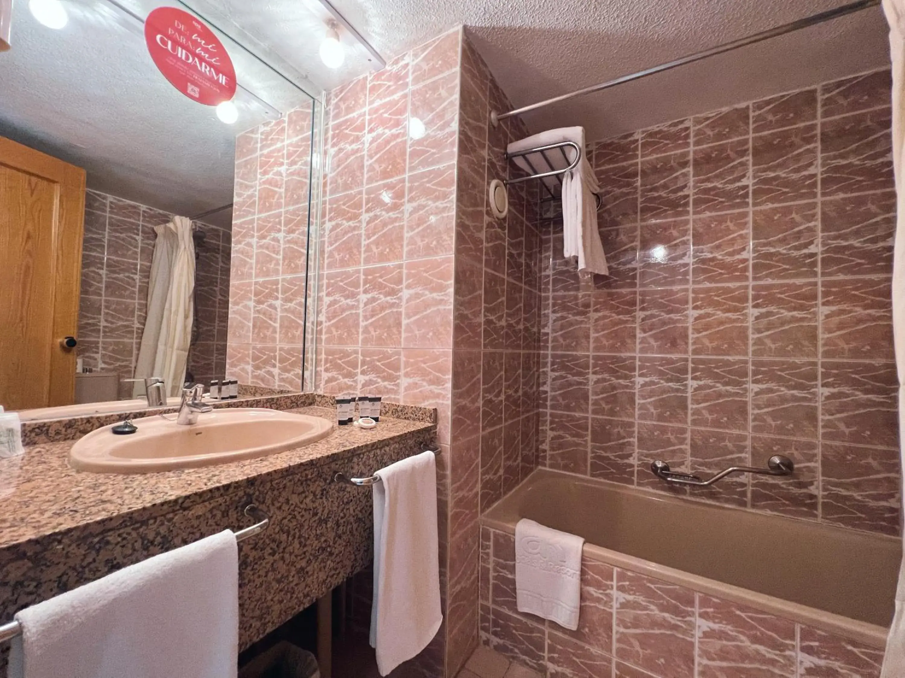 Shower, Bathroom in AR Roca Esmeralda & Spa Hotel