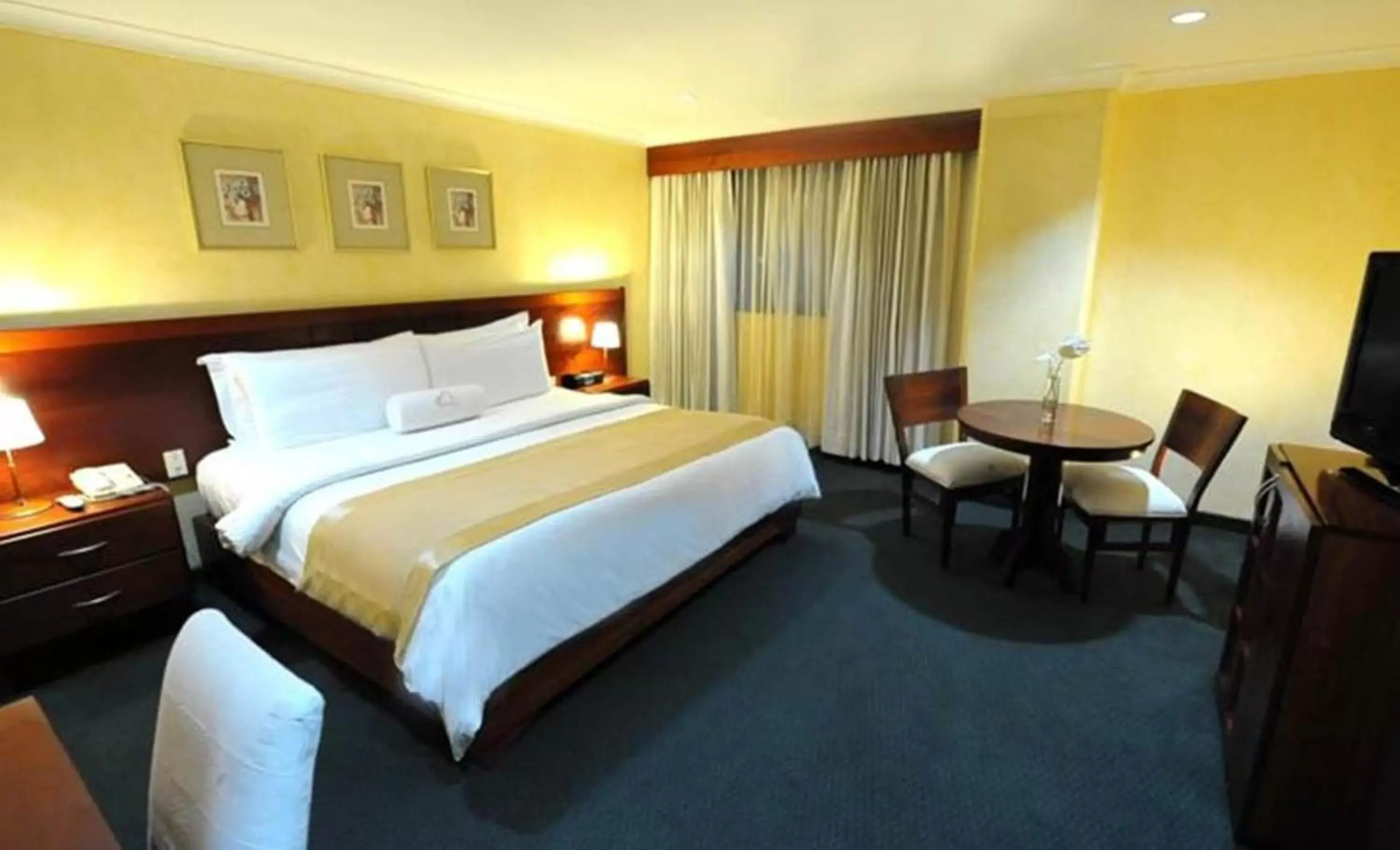 Bed, Room Photo in Hodelpa Gran Almirante