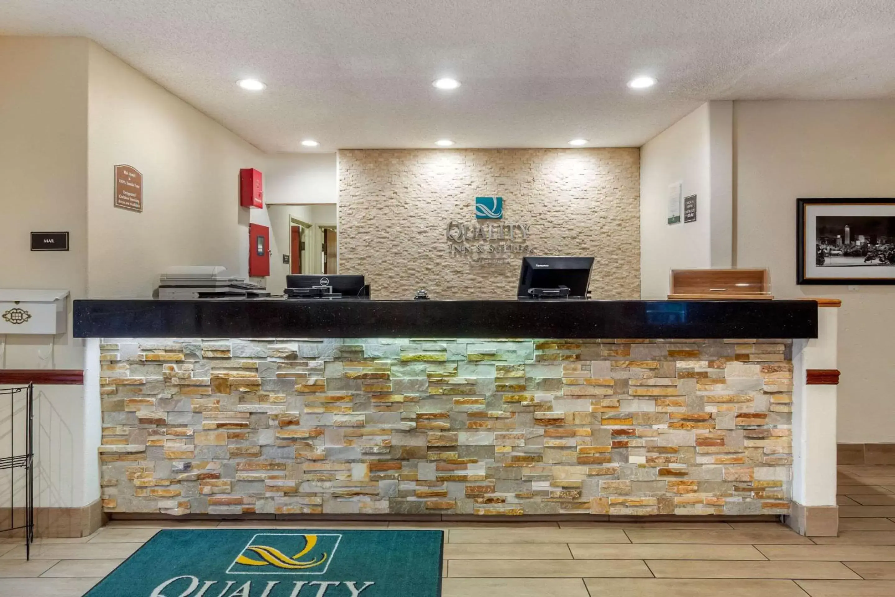 Lobby or reception, Lobby/Reception in Quality Inn & Suites Lakewood - Denver Southwest