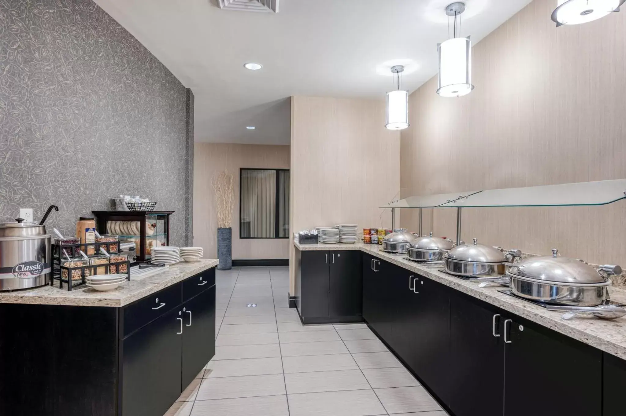 Breakfast in Holiday Inn - Terre Haute by IHG Breakfast in Holiday Inn - Terre Haute by IHG