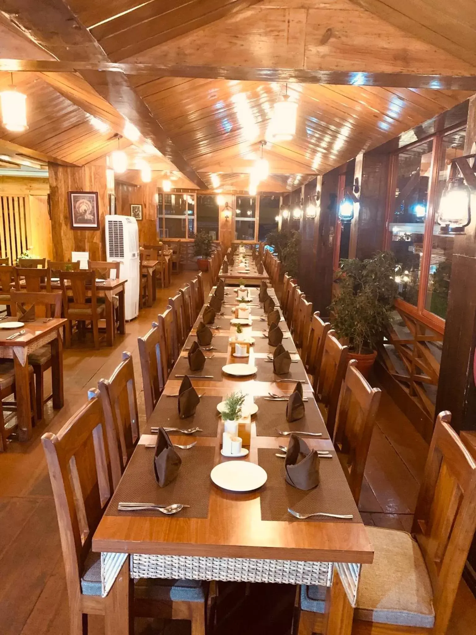 Restaurant/Places to Eat in Kuti Resort & Spa