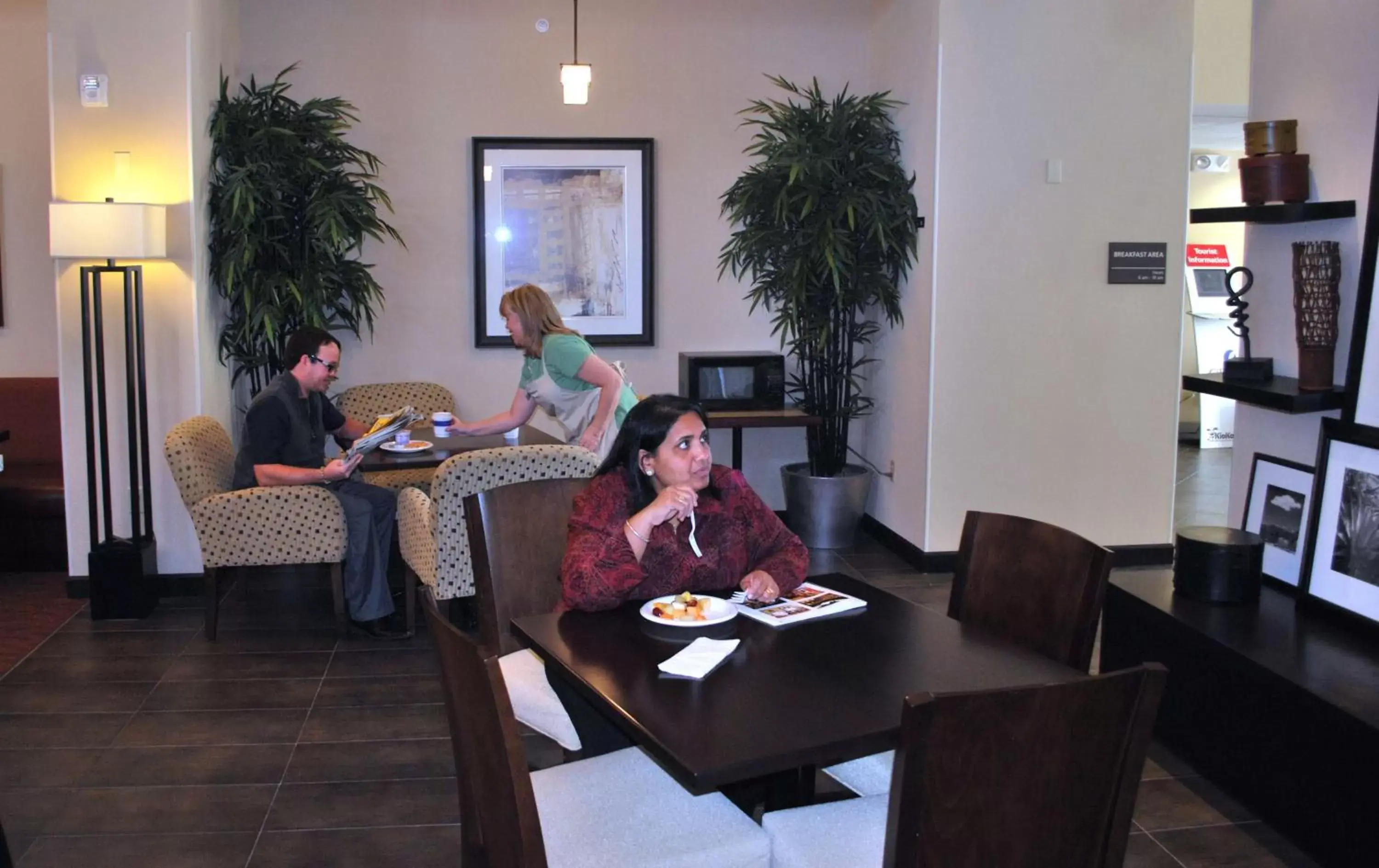 Dining area, Restaurant/Places to Eat in Hampton Inn & Suites Phoenix/Gilbert