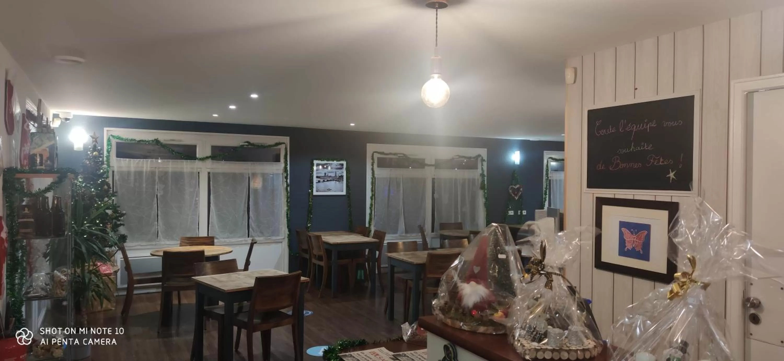 Restaurant/places to eat in Kyriad Mulhouse Est - Lutterbach