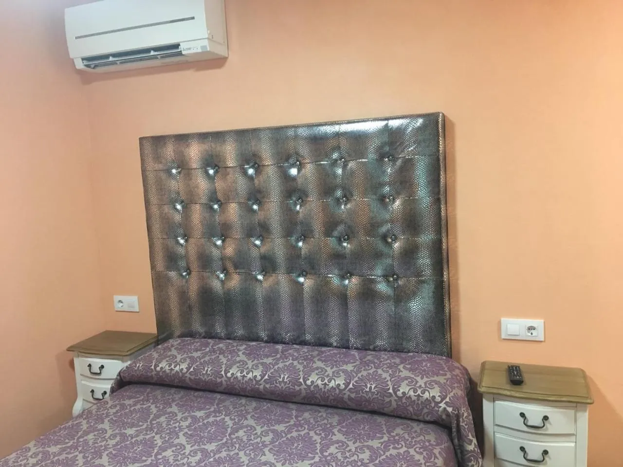 Decorative detail, Bed in Hotel Just Style El Mañico