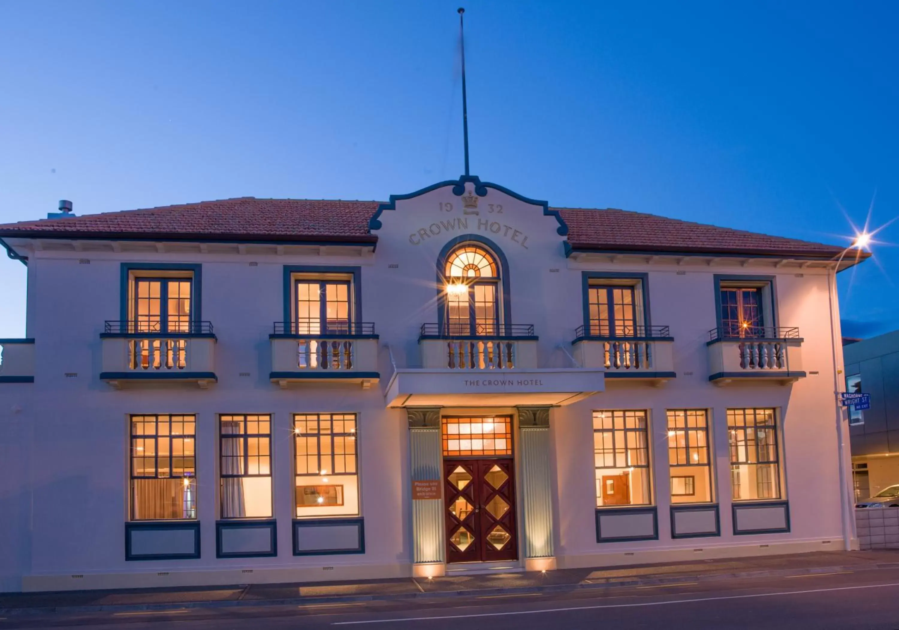 Street view, Property Building in The Crown Hotel