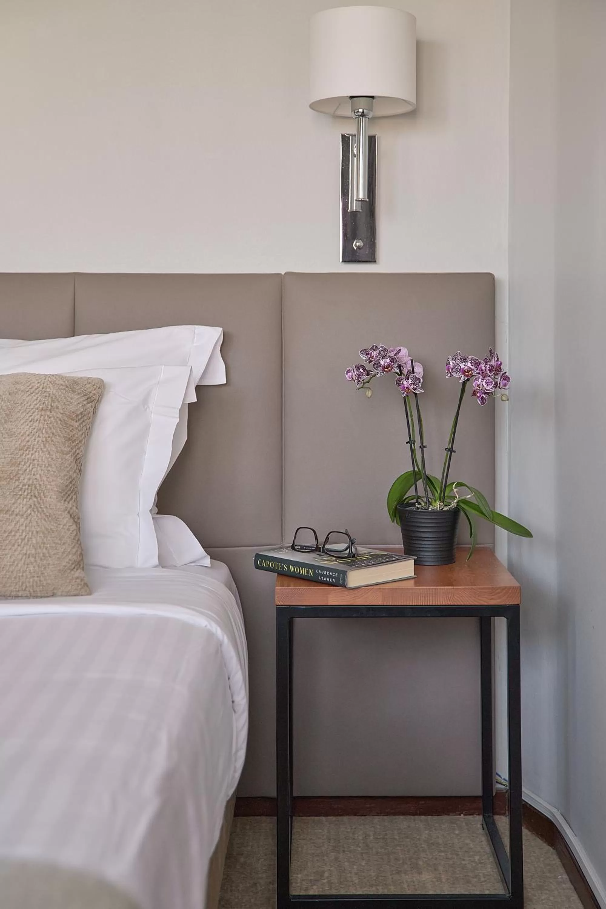 Decorative detail, Bed in Hotel Dom Carlos Park