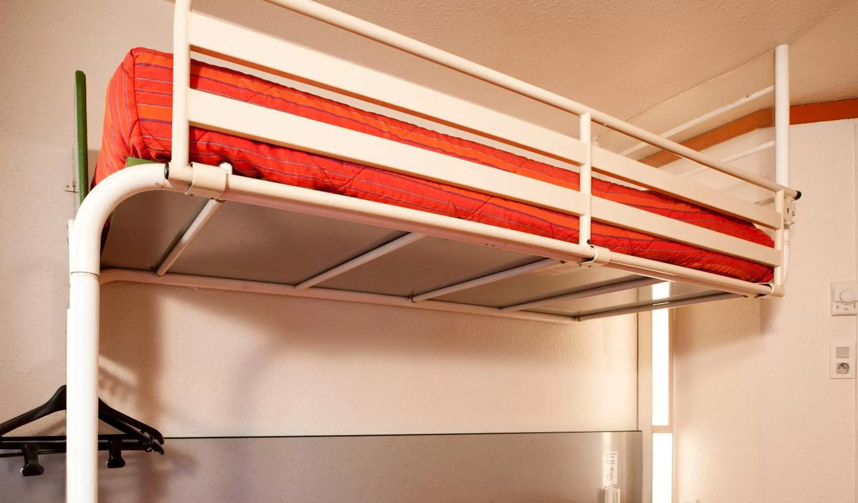 Bed, Bunk Bed in Premiere Classe Hotel Breda