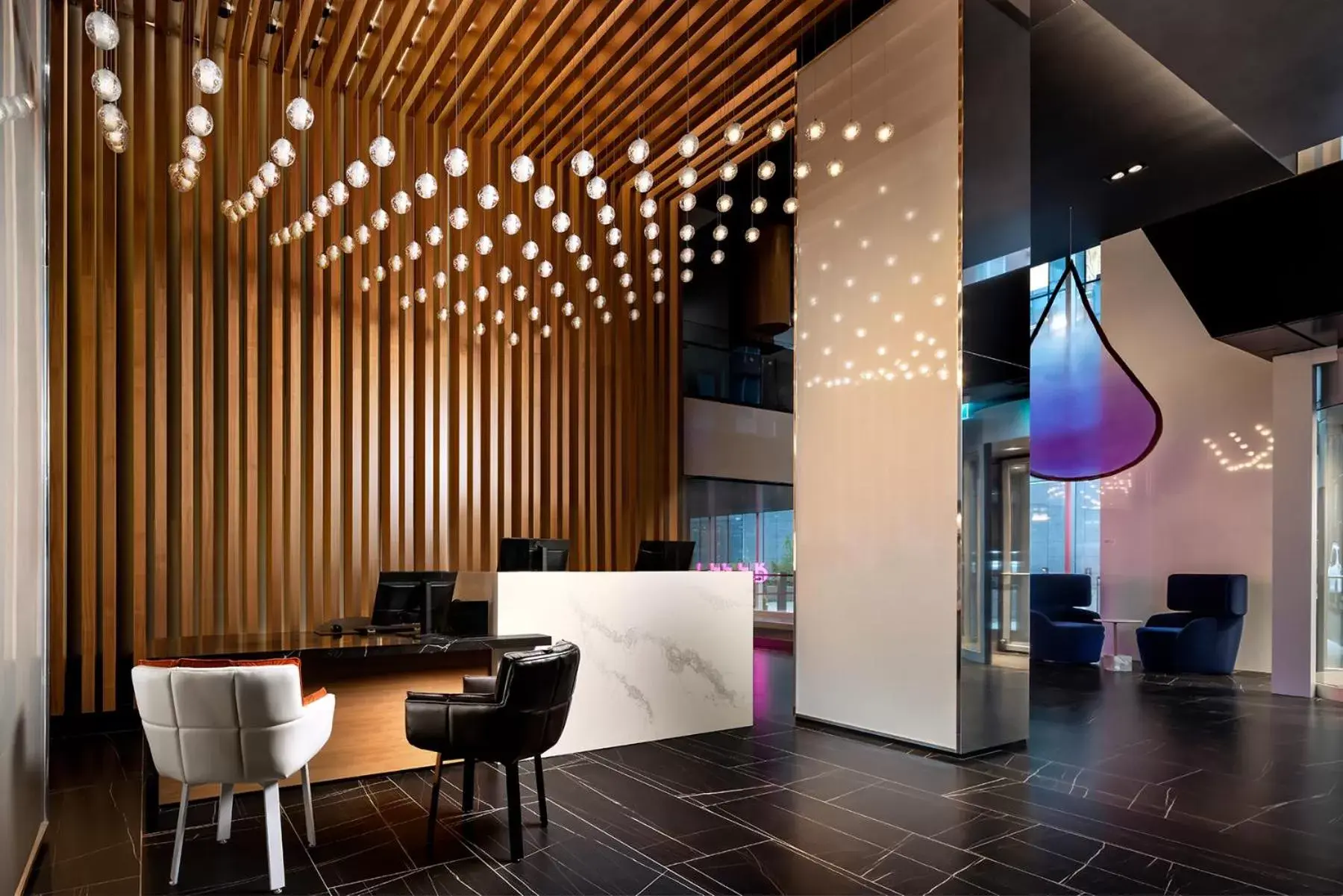 Lobby or reception in Humaniti Hotel Montreal, Autograph Collection