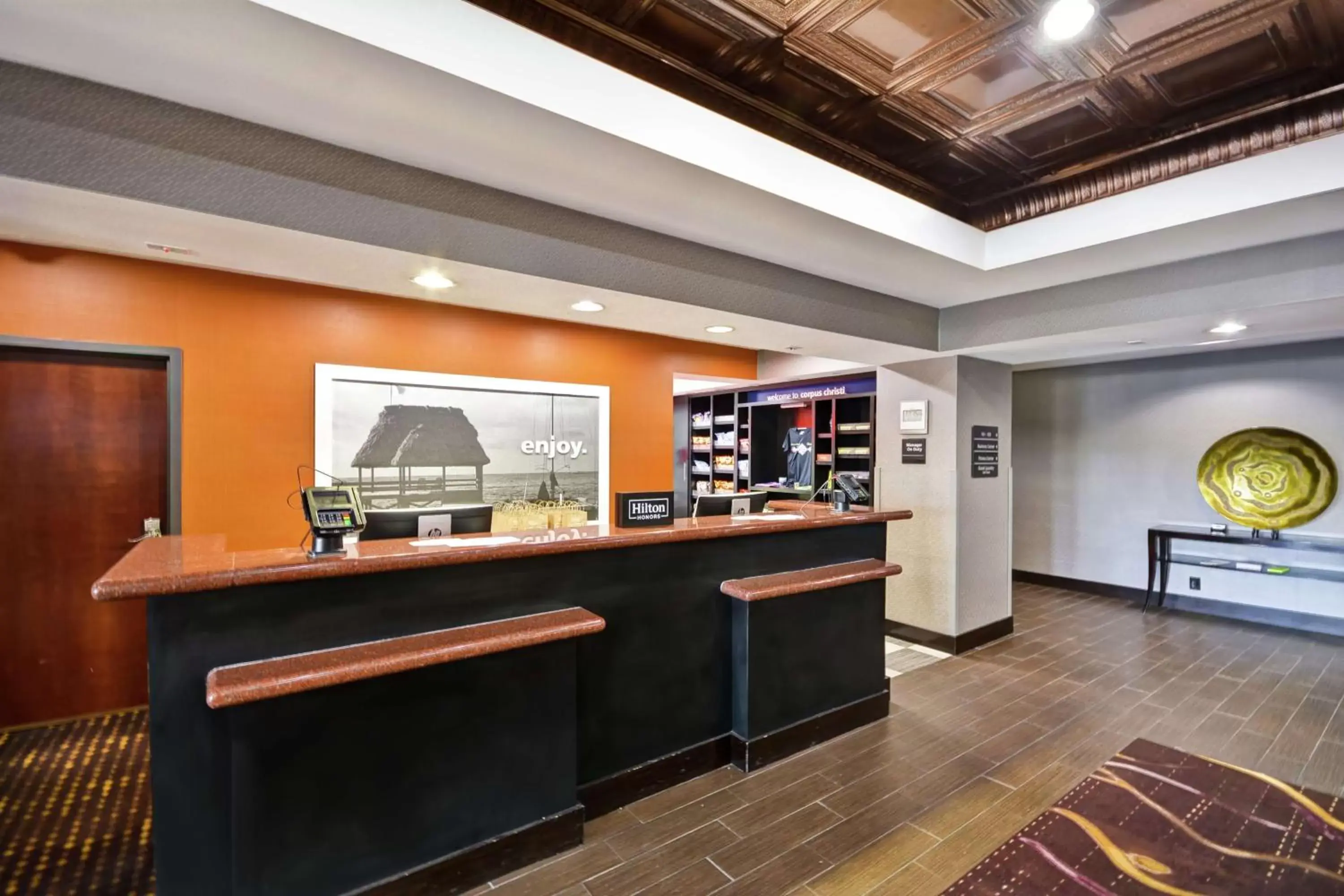 Lobby or reception, Lobby/Reception in Hampton Inn & Suites Corpus Christi I-37 - Navigation Boulevard