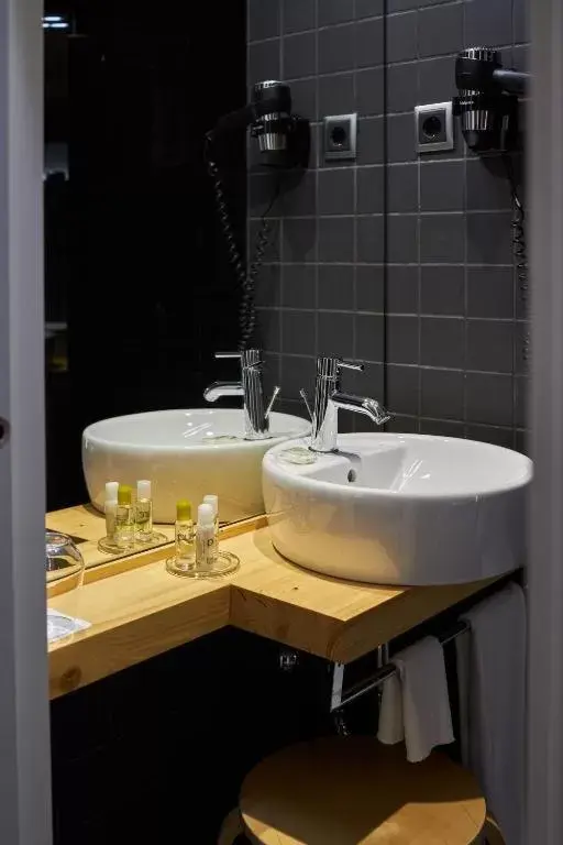 Bathroom in María Pacheco Hotel Boutique