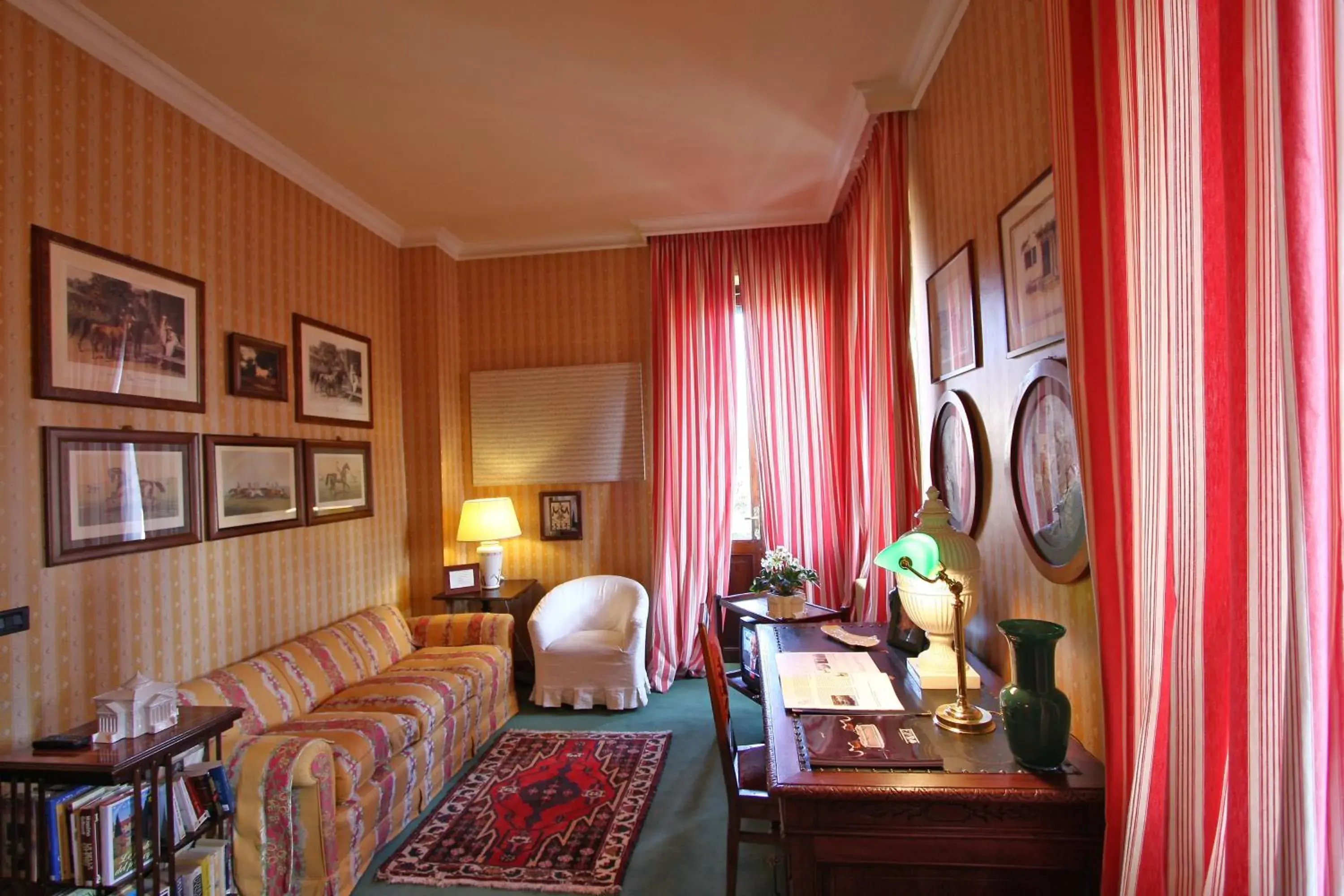 Seating Area in Villa Abbazia Relais & Chateaux